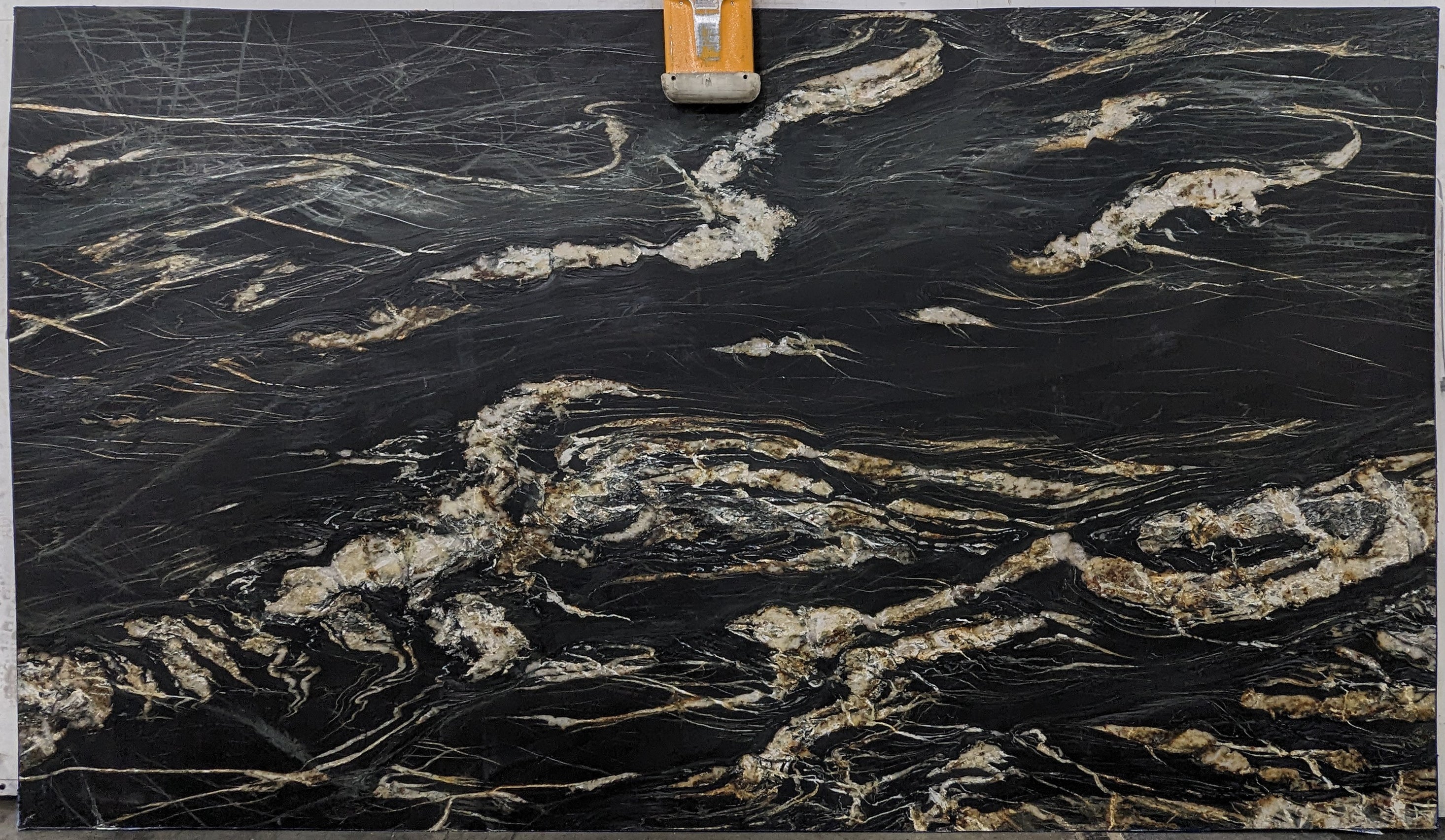 Belvedere Quartzite Slab Stone – Artistic Tile