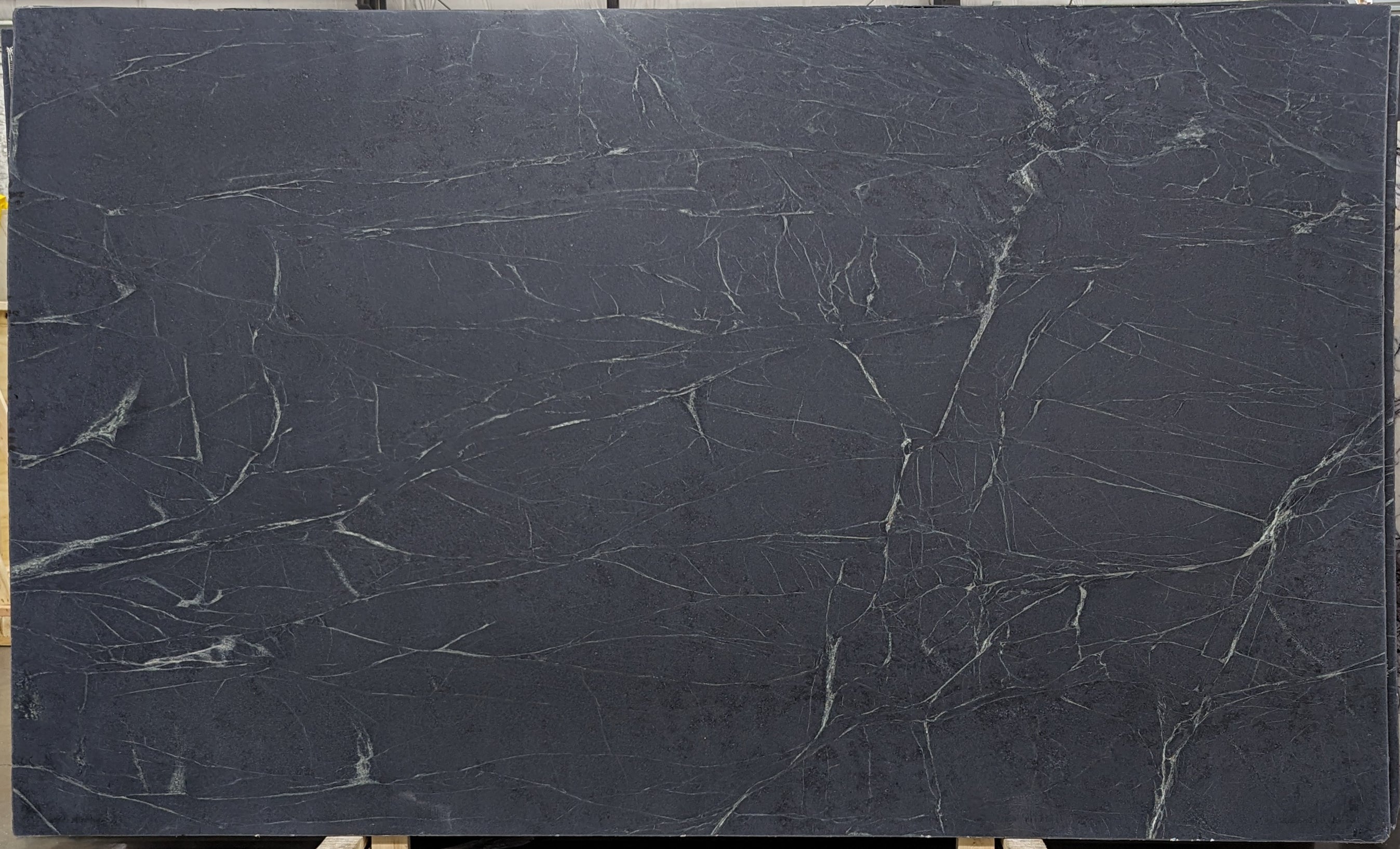 Brazilian Soapstone Slab 1-1/4 Honed Stone – Artistic Tile