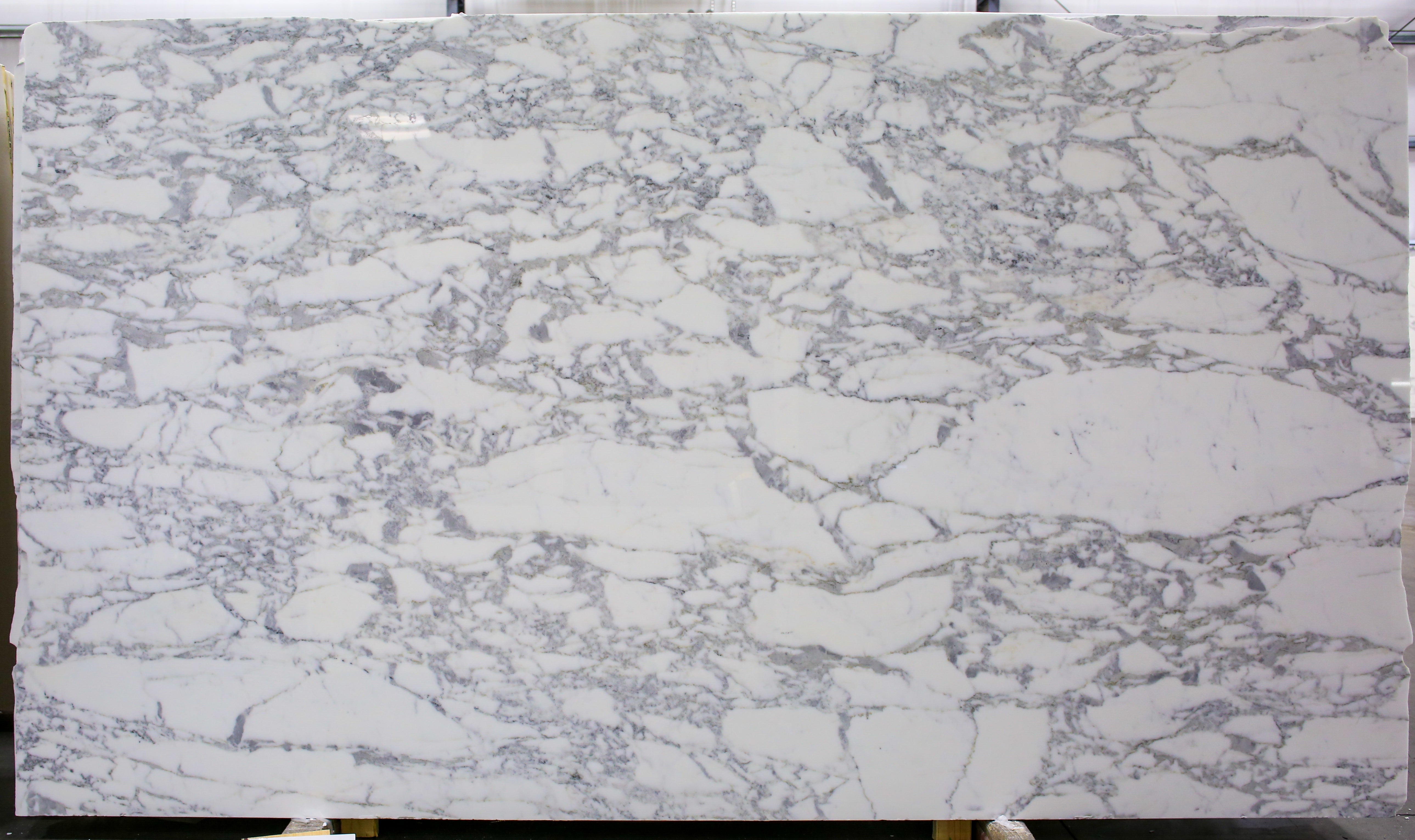  Calacatta%20Belgia%20Marble%20Slab%203/4%22%20%20Polished%20Stone - 713A#66 -  71x127 