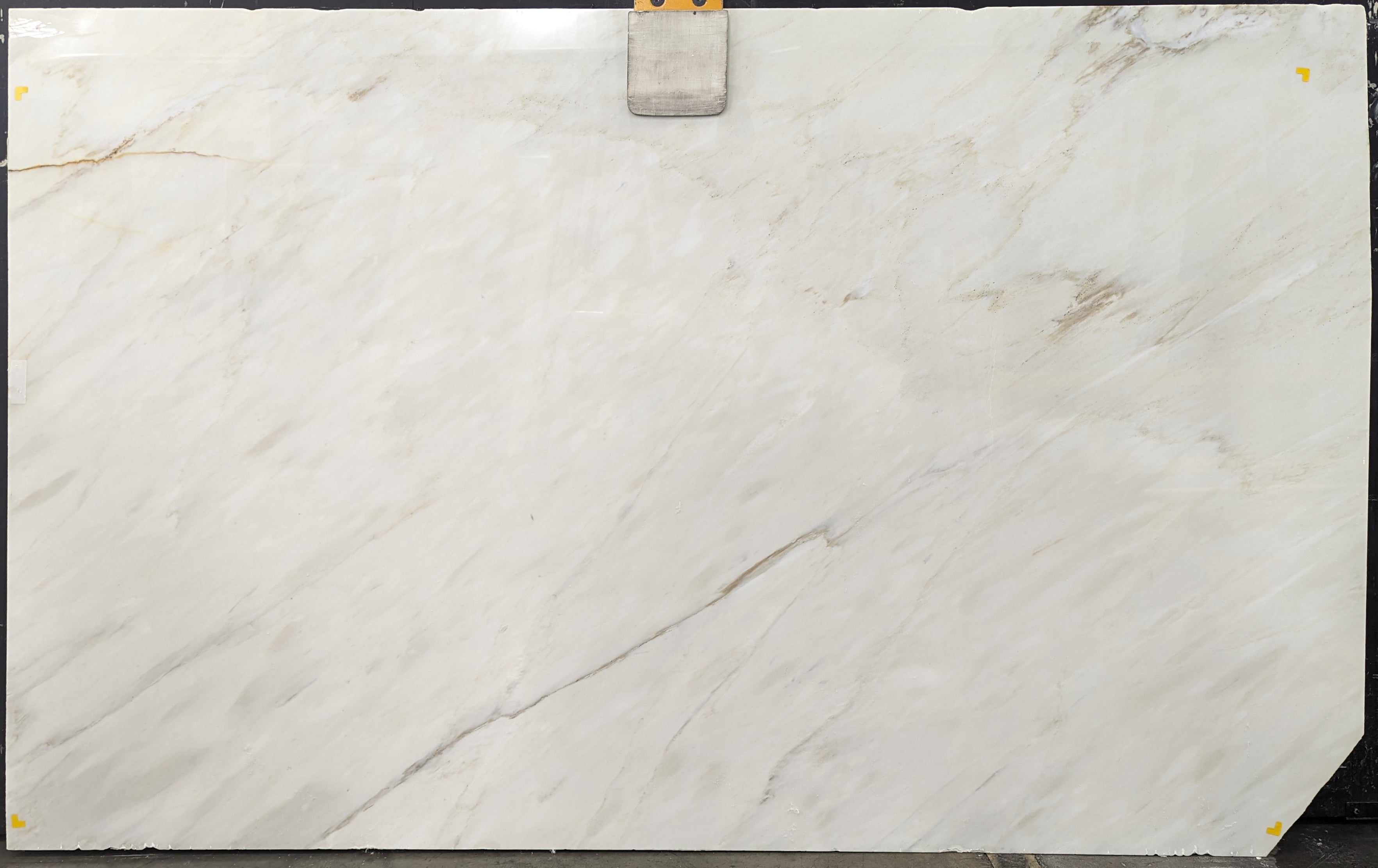  Calacatta%20Cremo%20Marble%20Slab%203/4%22%20%20Polished%20Stone - 11726#34 -  38X107 