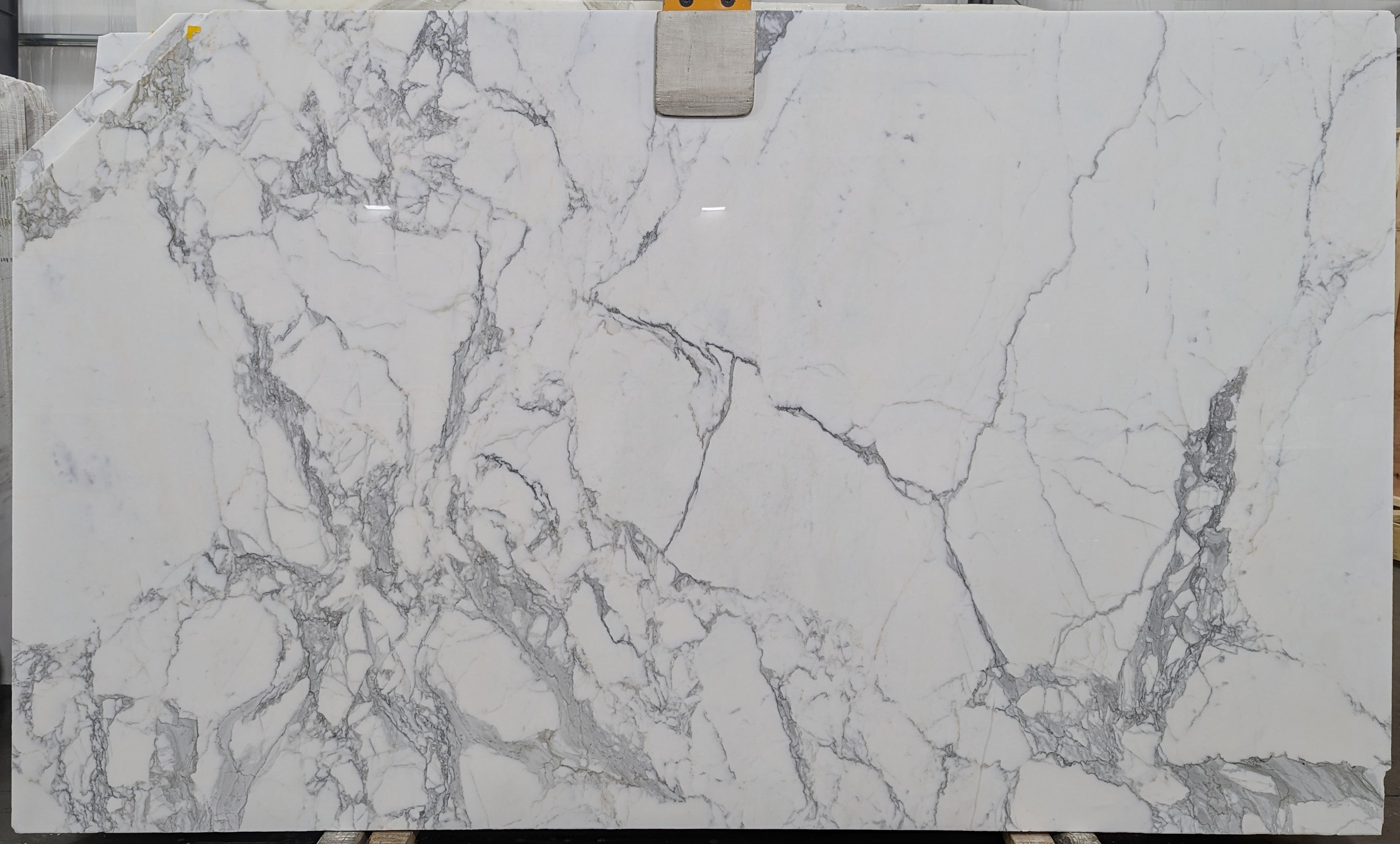  Calacatta Gold A2 Standard Marble Slab 3/4 - 2239B#12 -  VS 68x110 