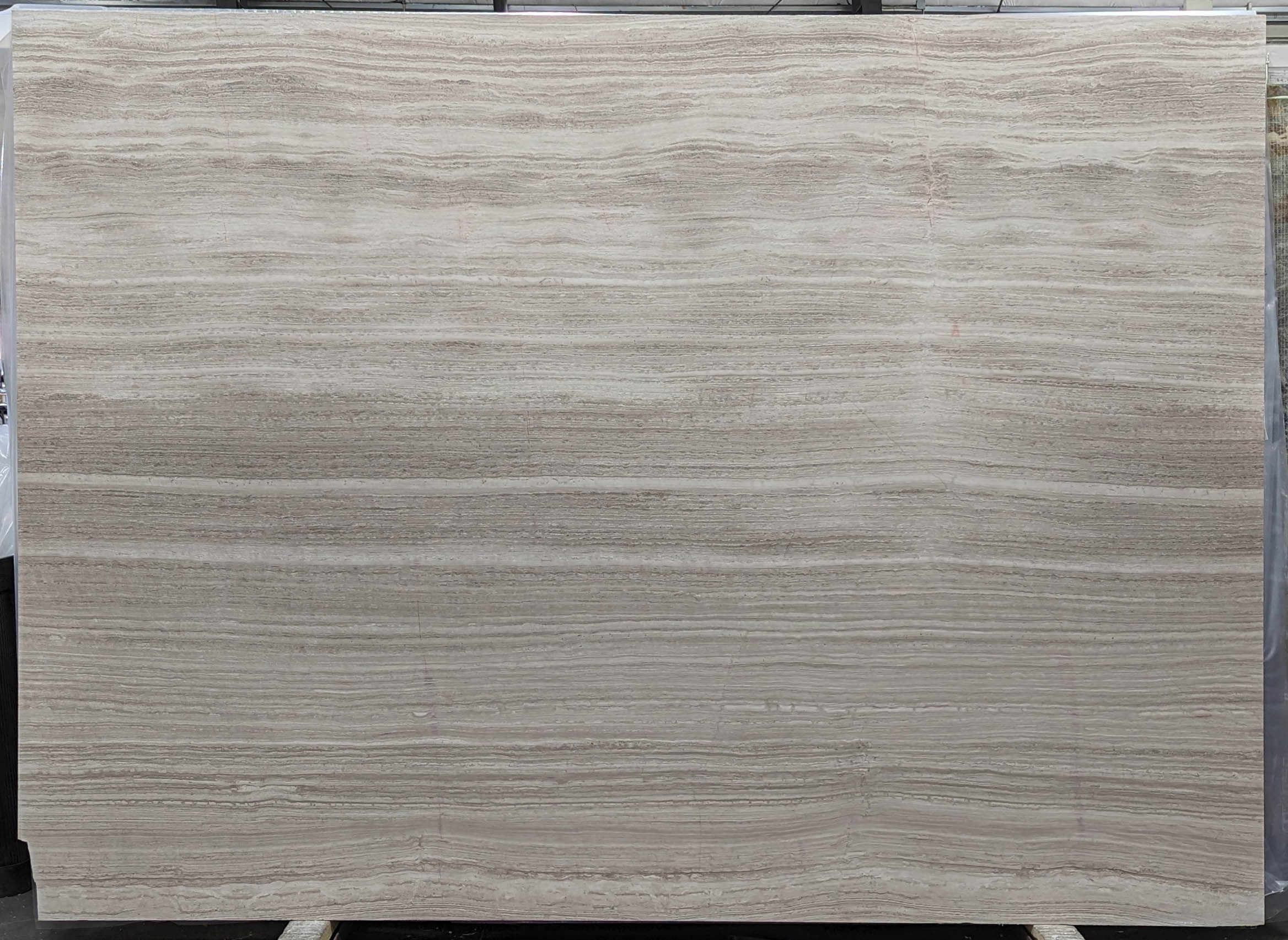  Cloud Limestone Slab 3/4  Deep Brushed Stone - L5124#33 -  77x106 