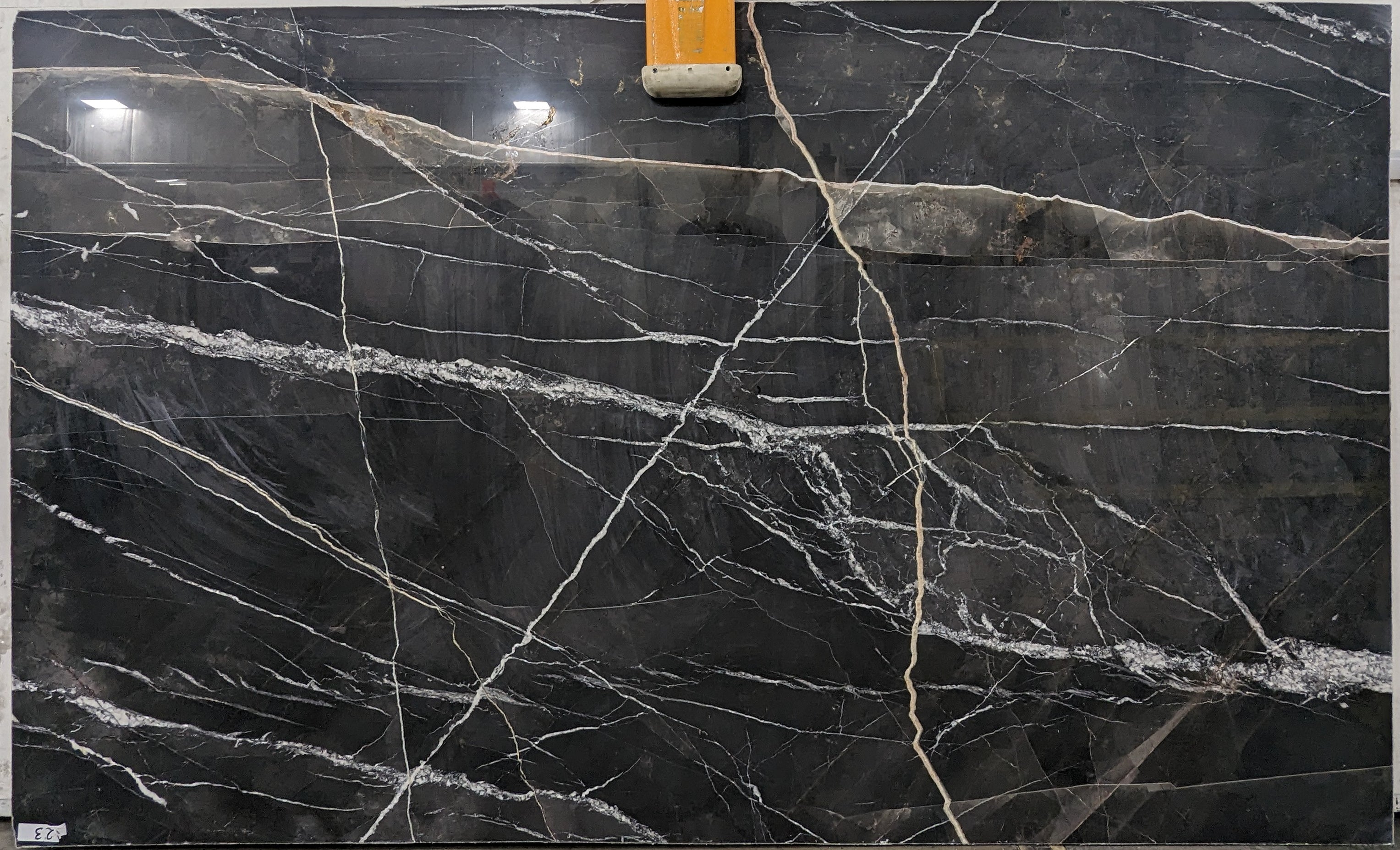  Calacatta%20Mezzanote%20Marble%20Slab%203/4%22%20%20Polished%20Stone - B051647#23 -  70x85 