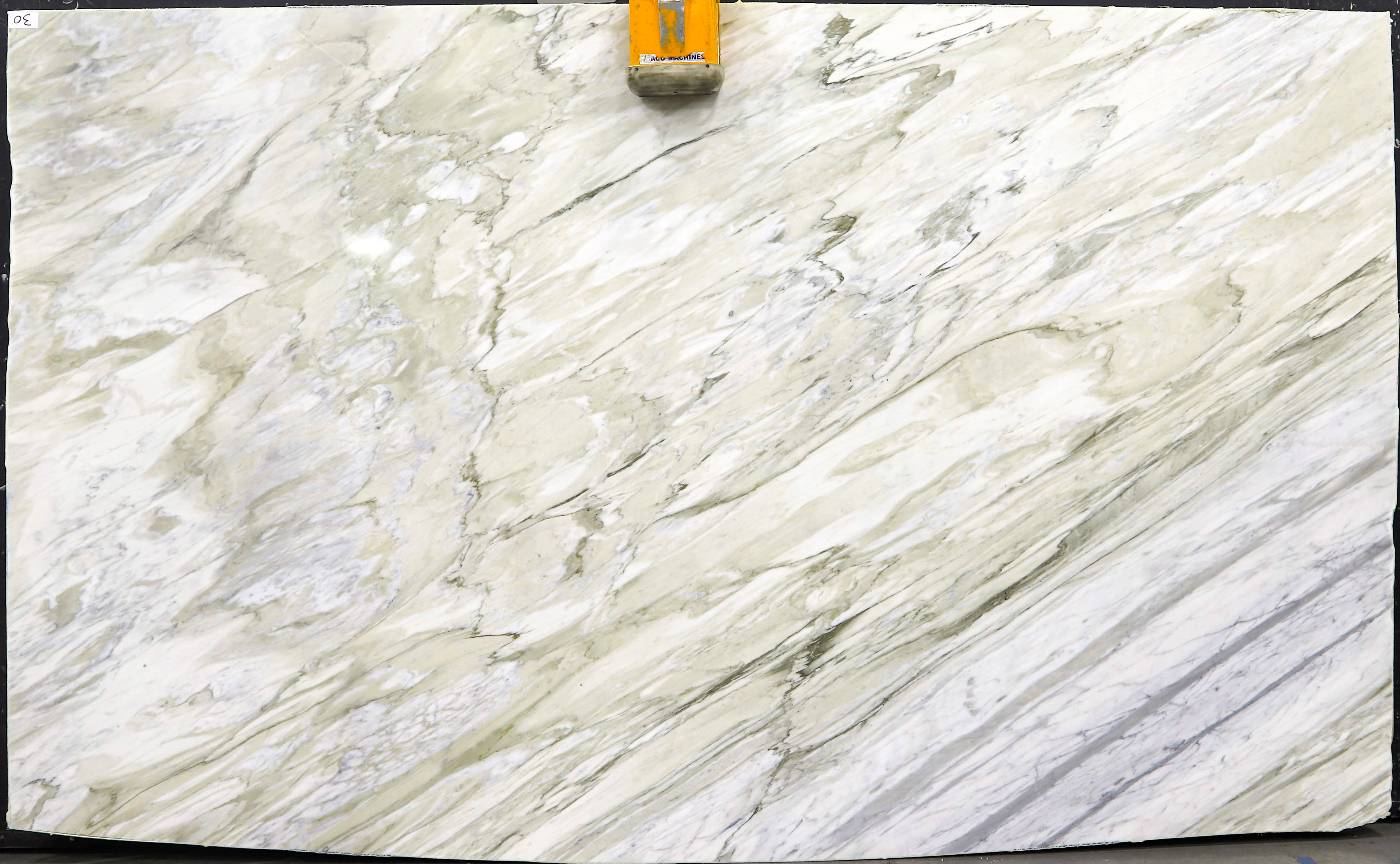  Calacatta Manhattan Marble Slab 3/4  Polished Stone - V3427#30 -  70X123 