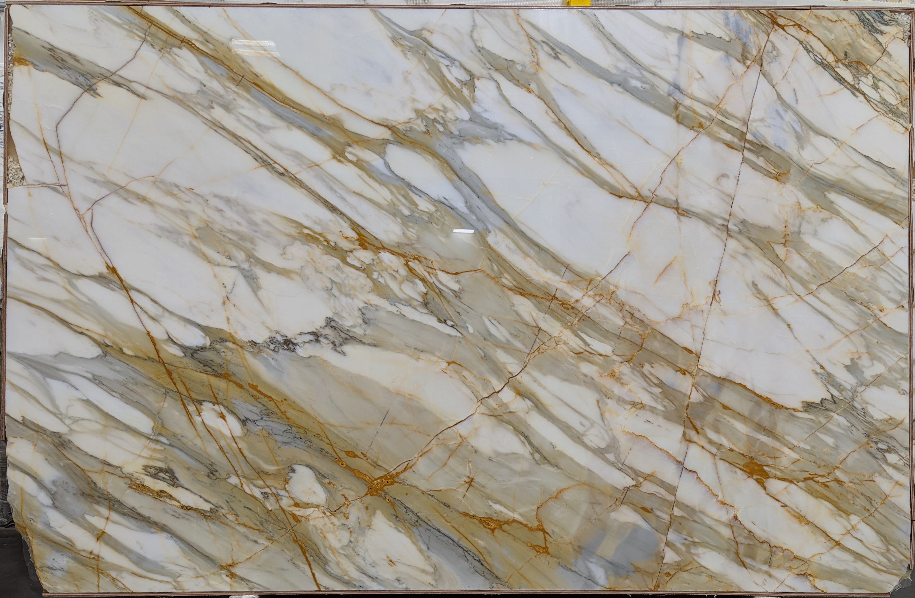  Calacatta Macchia Vecchia Marble Slab 3/4 - 26092#17 -  68x107 
