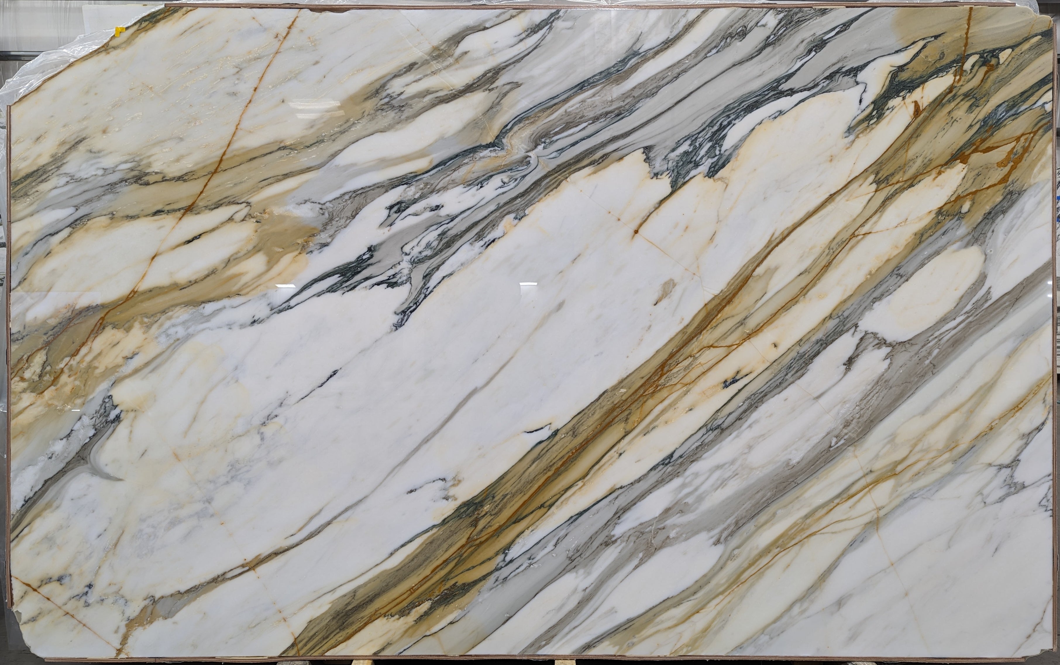  Calacatta Macchia Vecchia Marble Slab 3/4 - 26095#48 -  70x103 