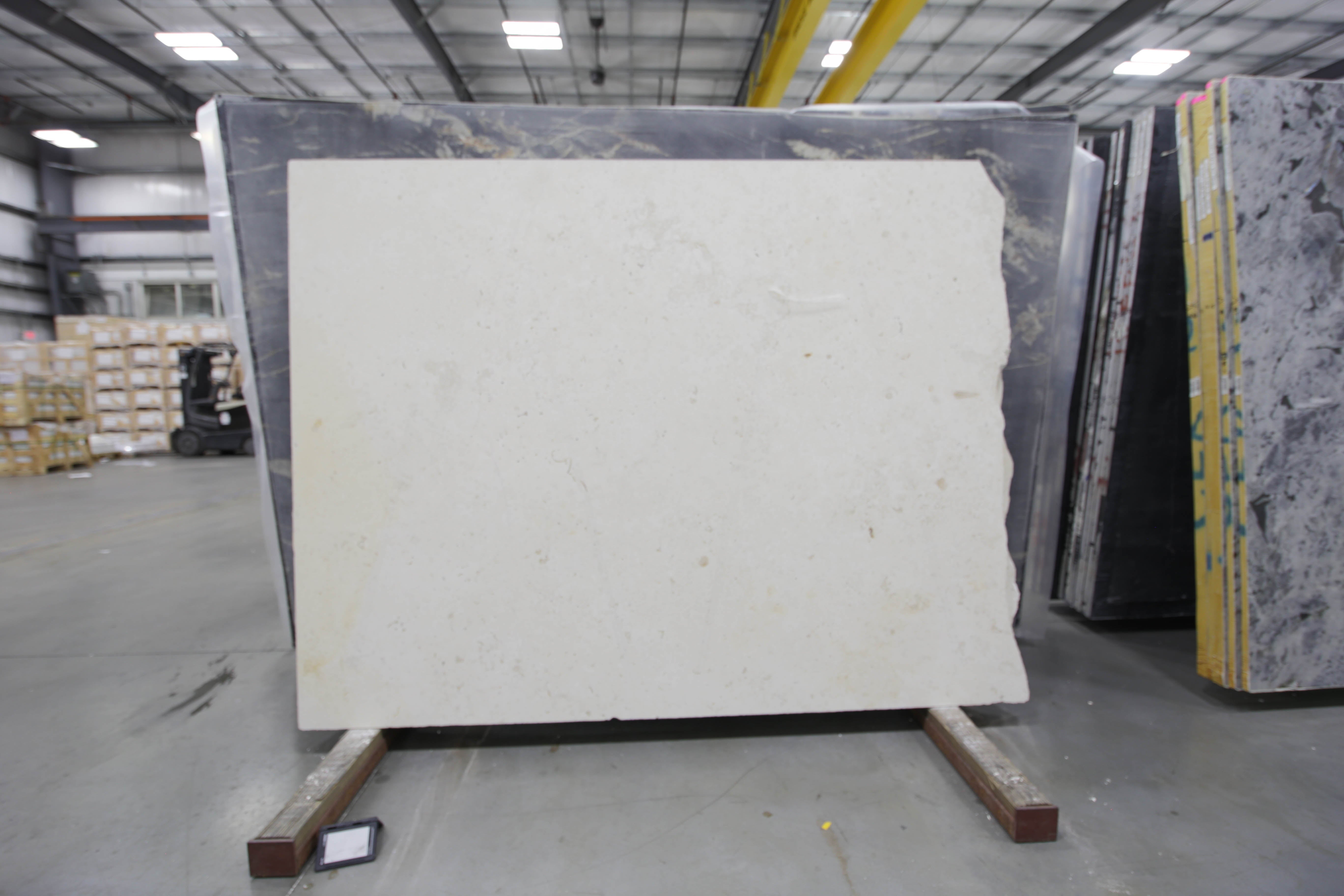  Crema%20Luna%20Limestone%20Slab%203/4%22%20%20Honed%20Stone - 45093#15 -  66x84 