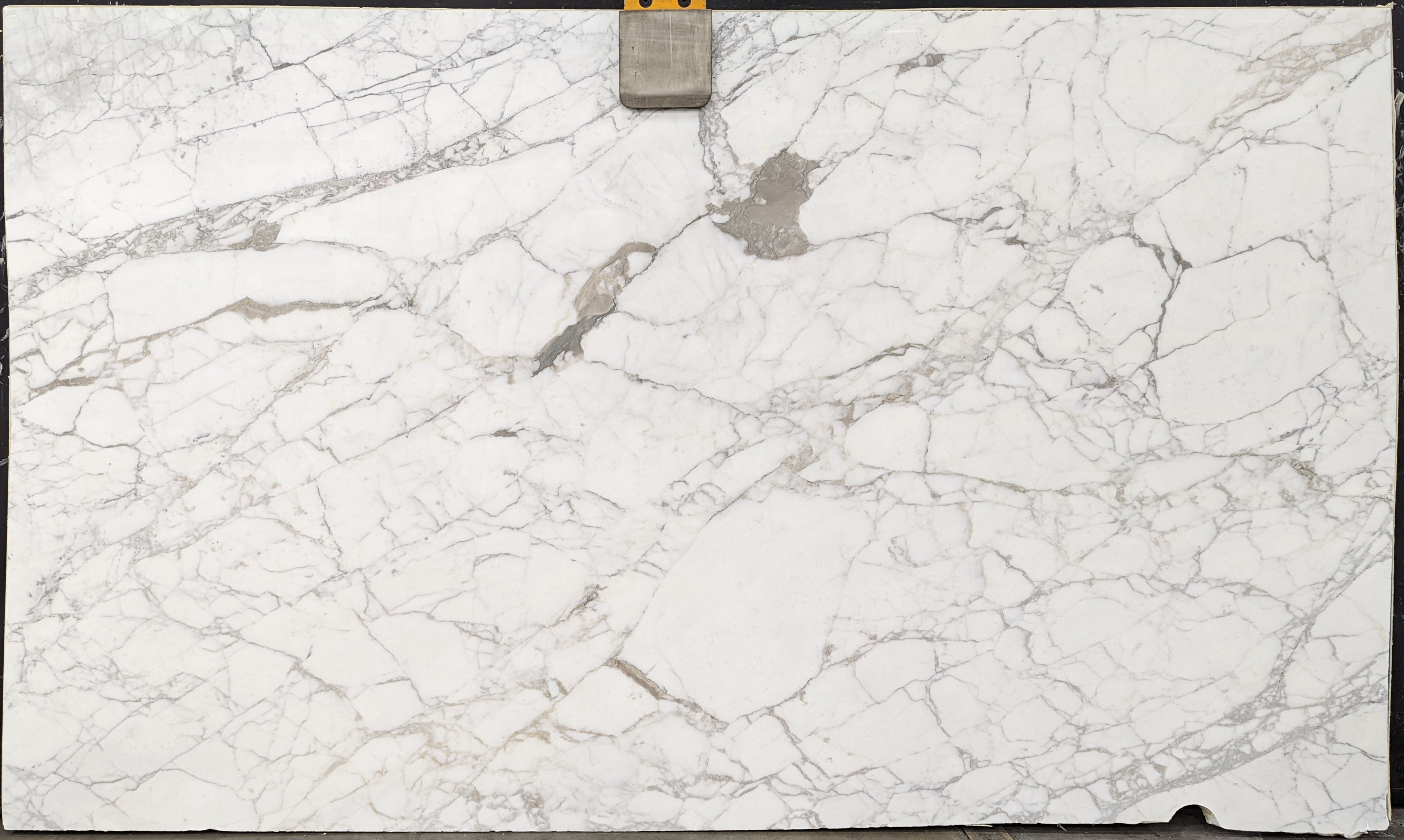  Calacatta Veneto Marble Slab 1-1/4 - B051104#07 -  71X125 