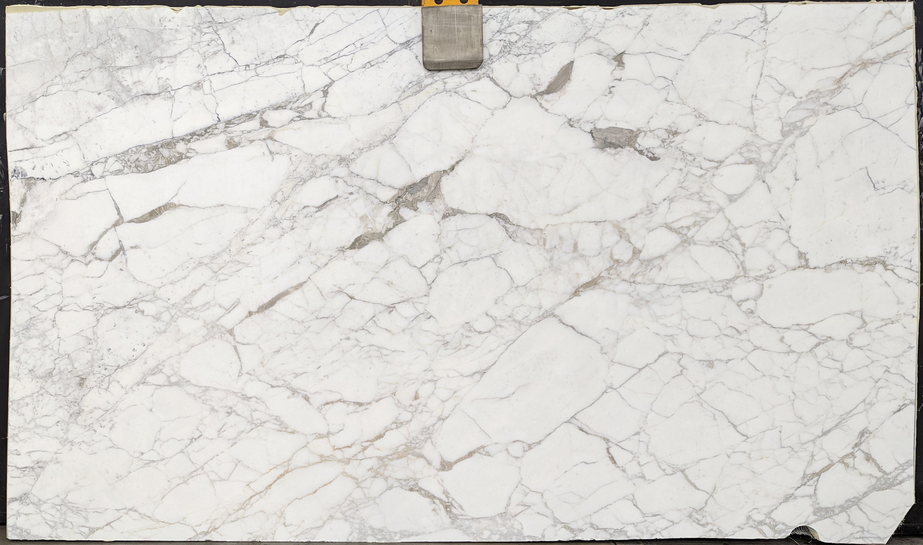  Calacatta Veneto Marble Slab 1-1/4 - B051104#11 -  71X125 