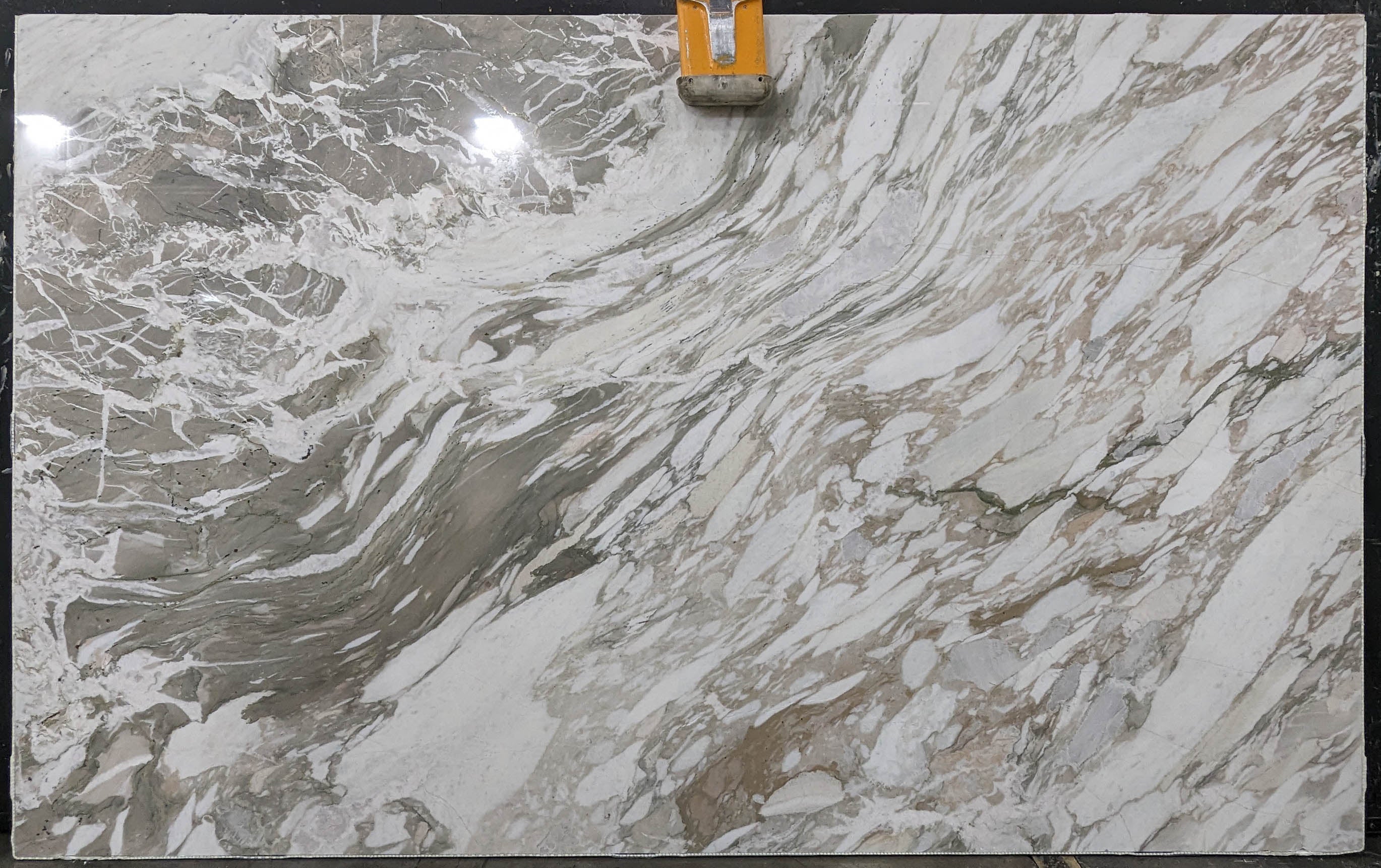  Calacatta Vagli Extra Marble Slab 3/4 - 28649#41 -  73X121 