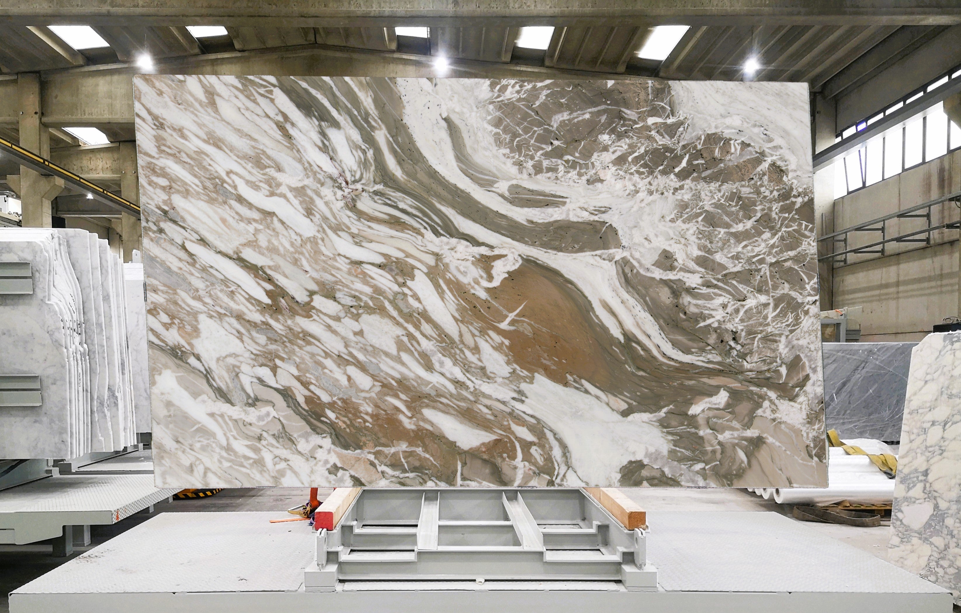  Calacatta Vagli Extra Marble Slab 3/4 - 28649#48 -  73X121 