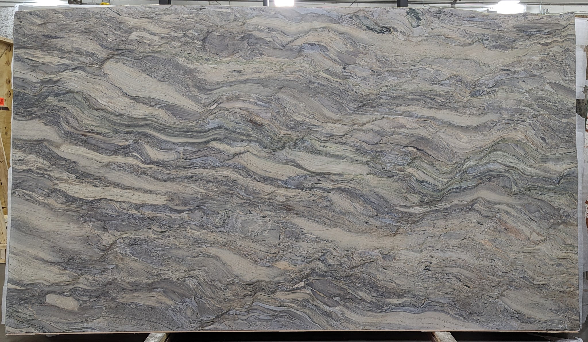  Extra Fusion Wow Dark Extra Quartzite Slab 3/4 - BG16056#25 -  71x126 