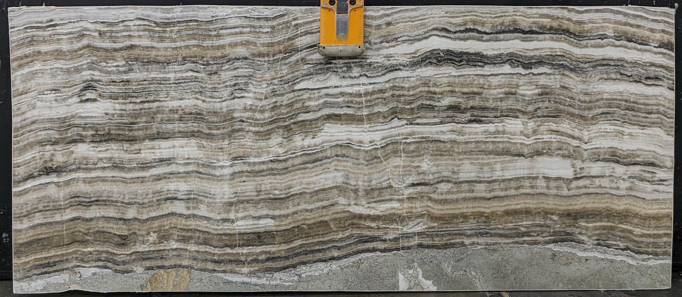  Grey%20Onyx%20Slab%203/4%22%20%20Polished%20Stone - KM22521#31 -  48x117 