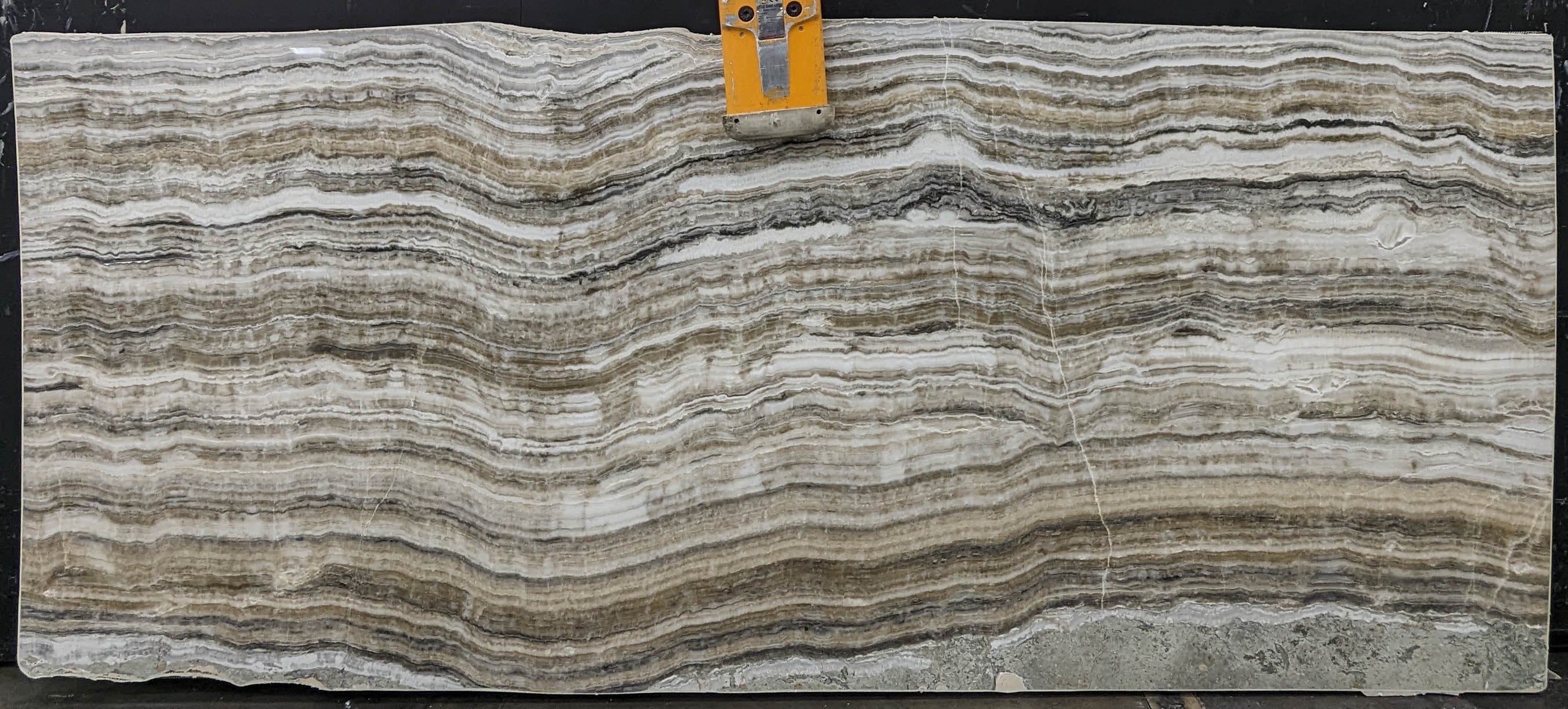  Grey%20Onyx%20Slab%203/4%22%20%20Polished%20Stone - KM22521#49 -  48x118 