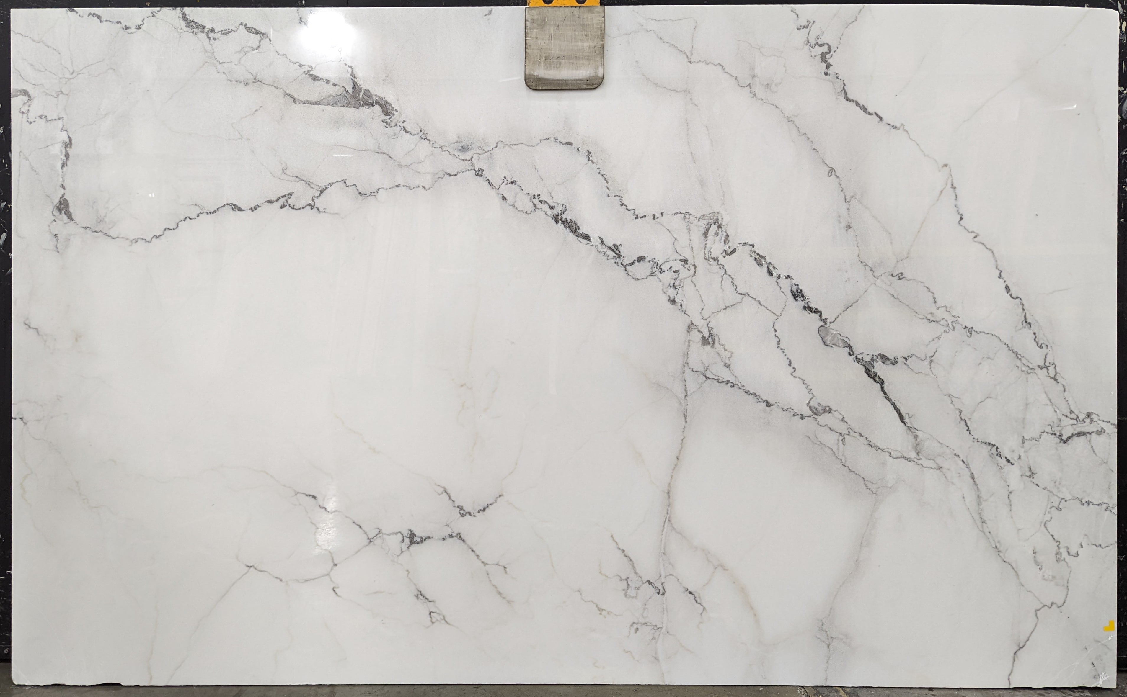  Lincoln Calacatta Marble Slab 3/4 - 4403#21 -  66x117 