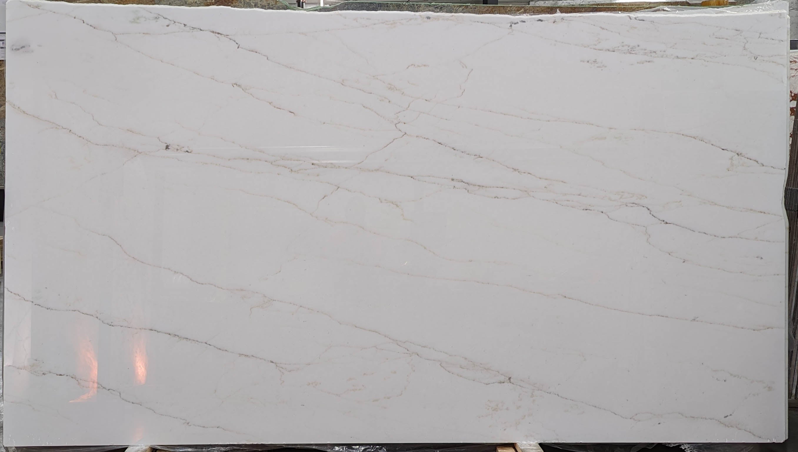  Lincoln Calacatta Marble Slab 3/4 - U005611#39 -  69x127 