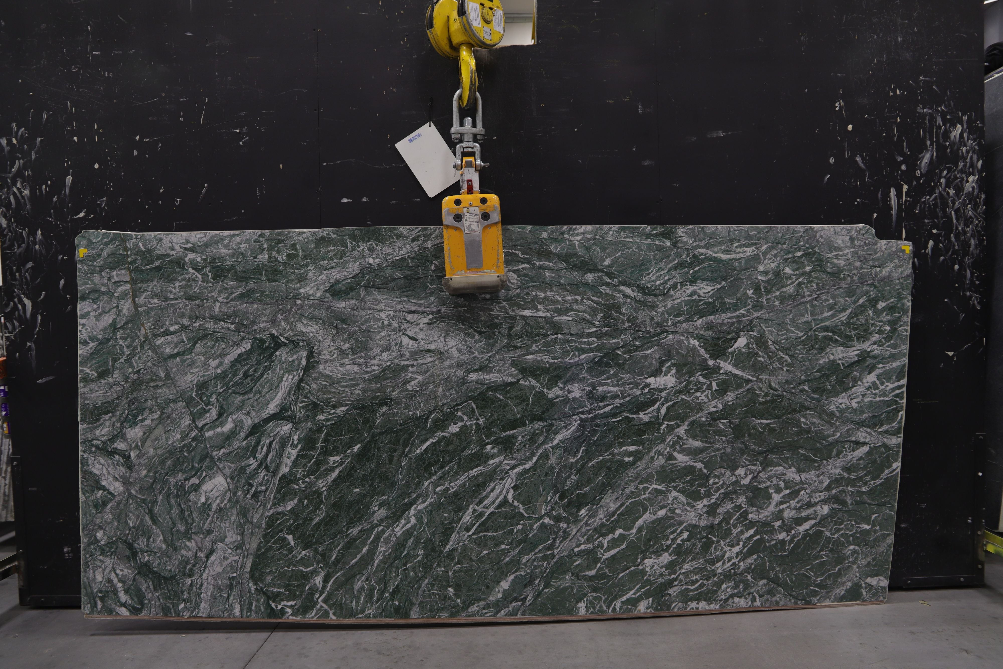  Malachite%20Marble%20Slab%203/4%22%20%20Polished%20Stone - P162#32 -  50X113 