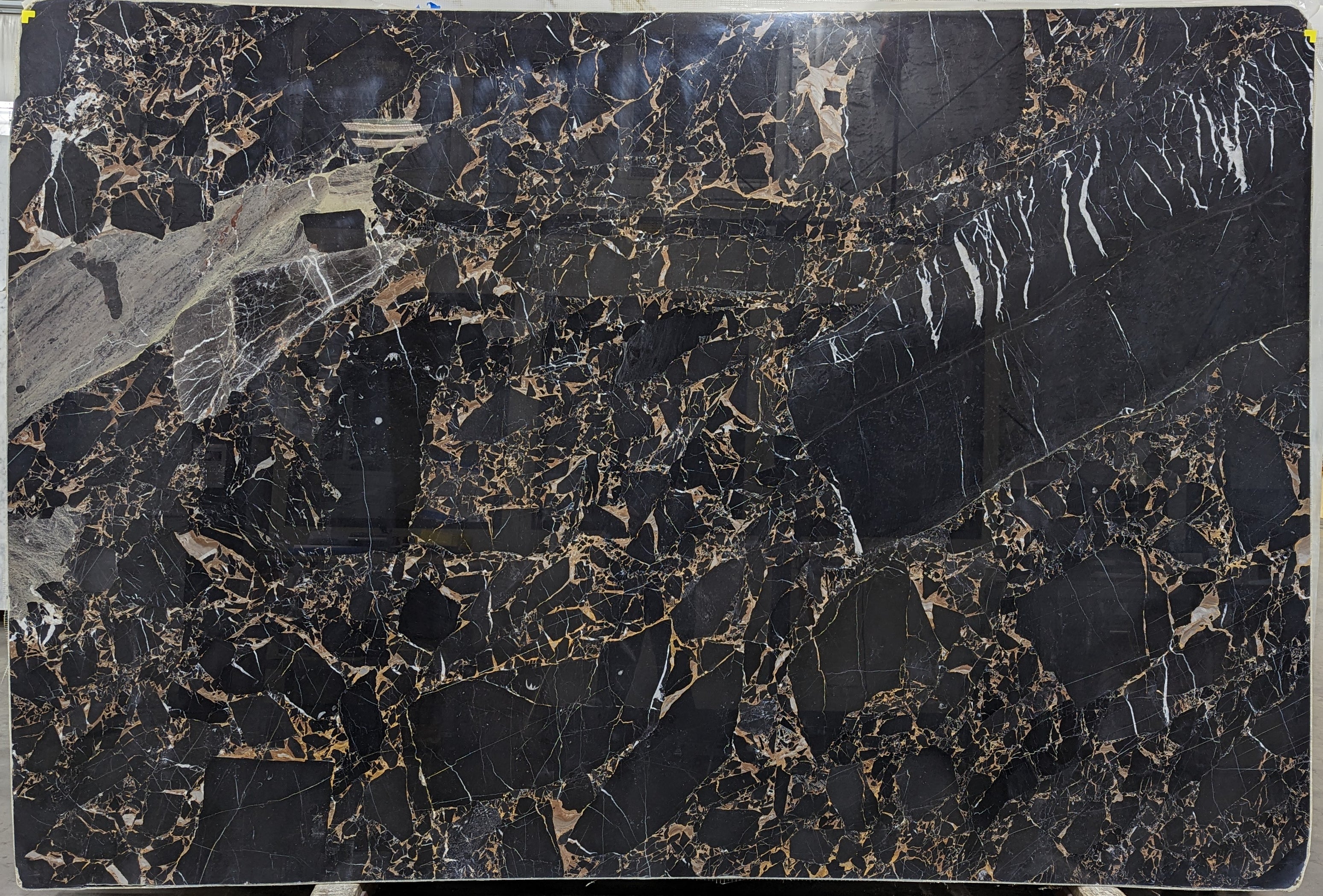  Montmartre Marble Slab 3/4  Polished Stone - 2881#55 -  70x106 