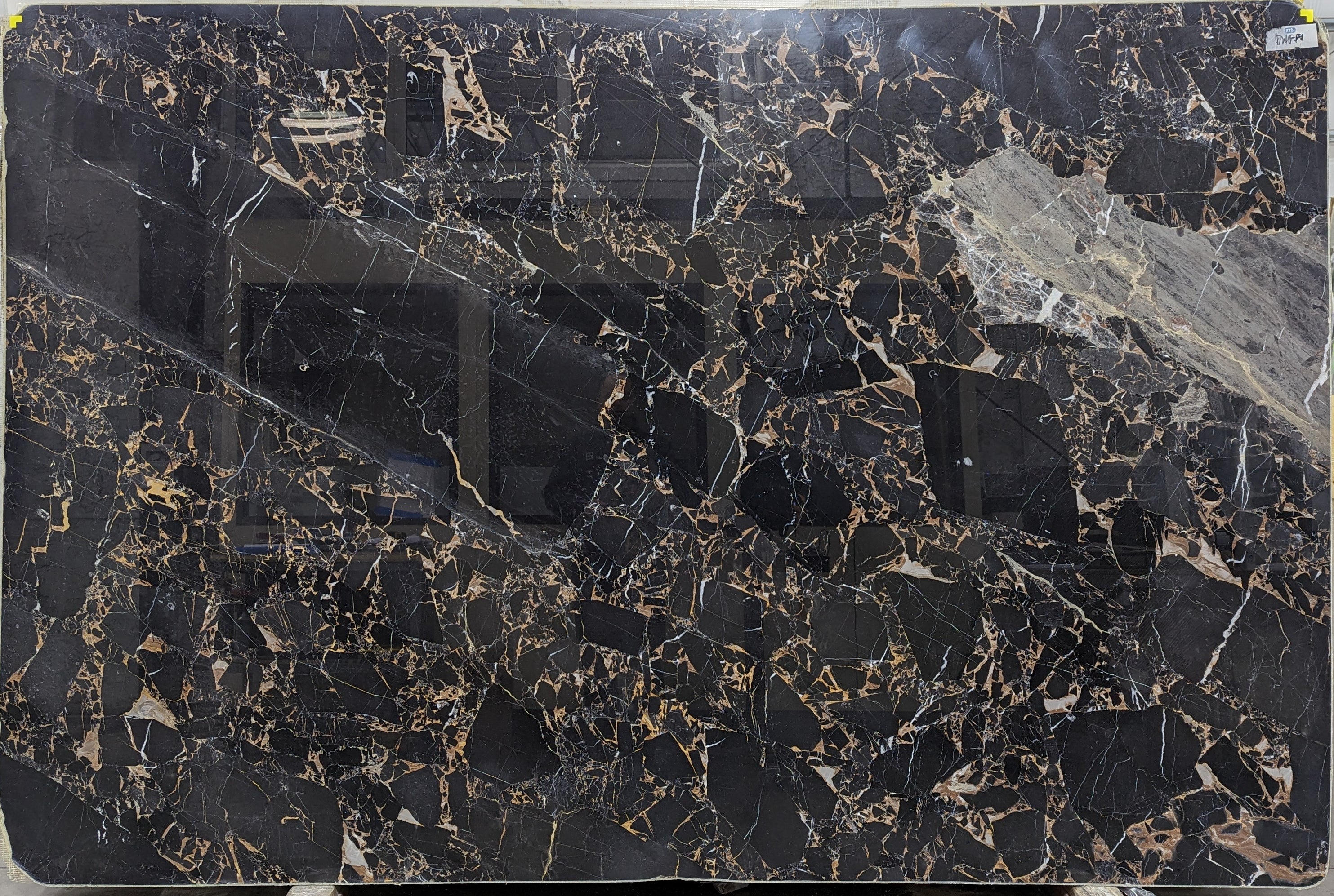  Montmartre Marble Slab 3/4  Polished Stone - 2881#70 -  70x106 