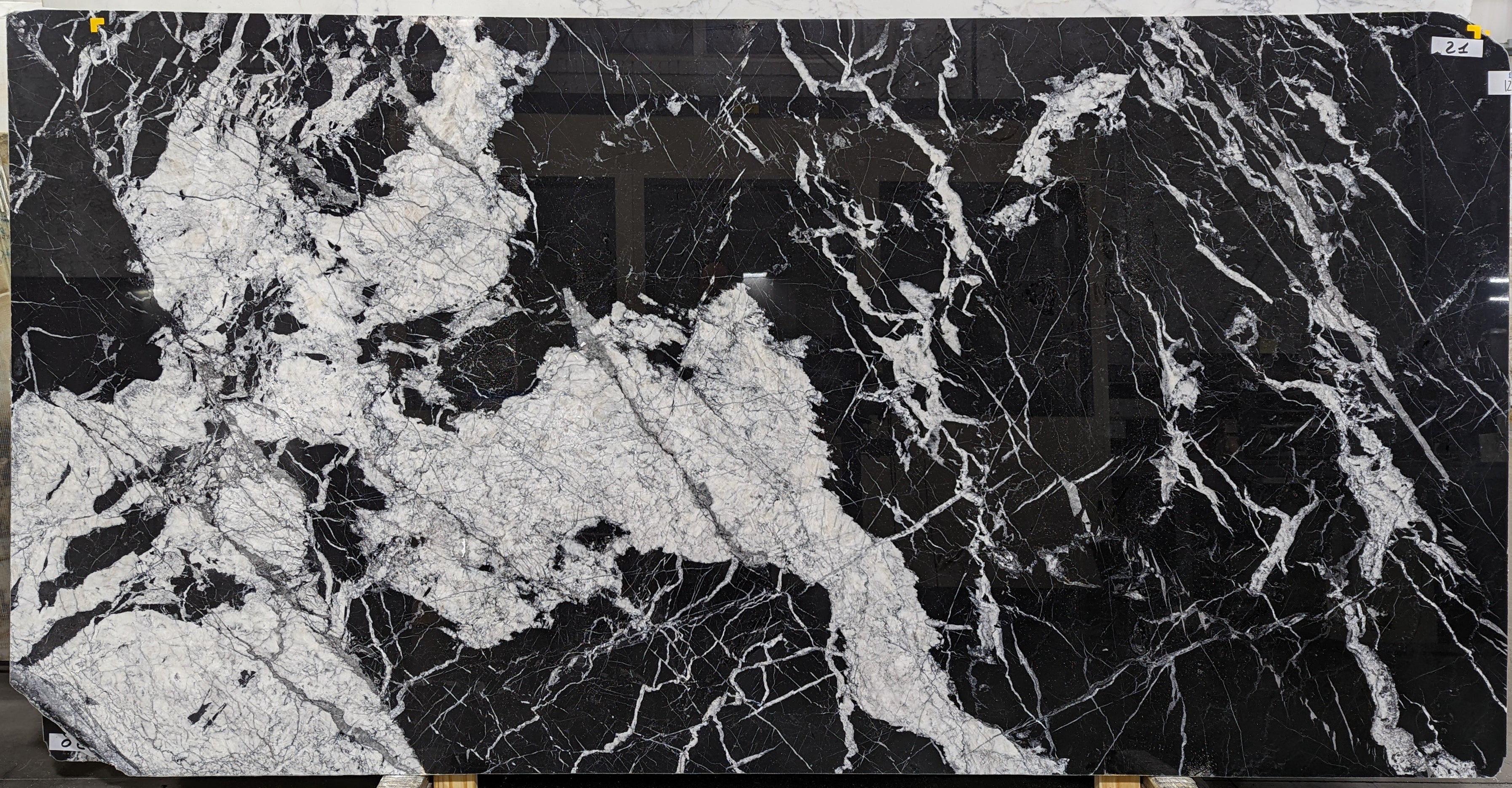  Nero Marquina Marble Slab 3/4 - VR6254#21 -  61x111 