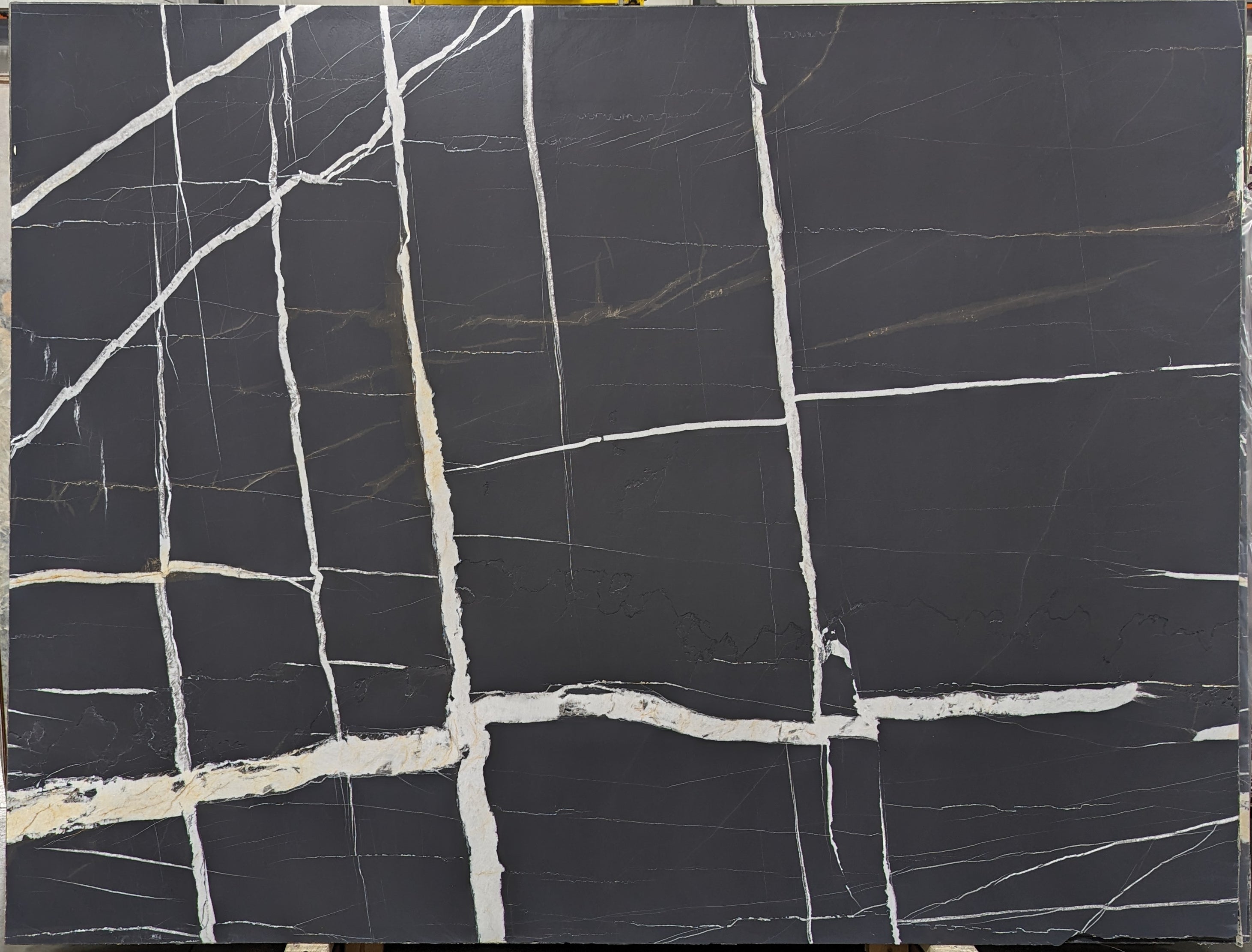  Noir%20Moon%20Marble%20Slab%203/4%22%20%20Leather%20Stone - DY532#29 -  75x98 