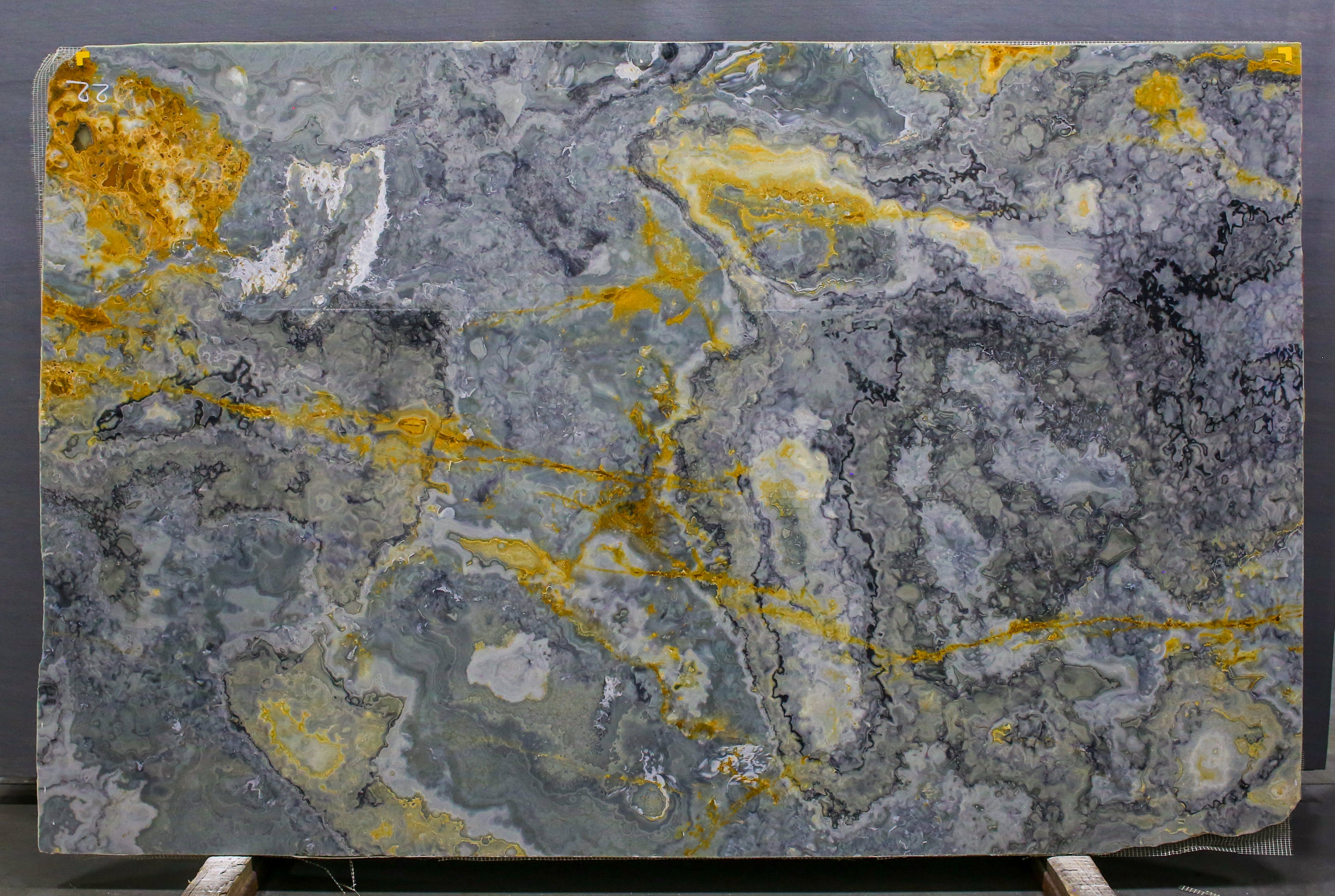  Onyx%20Ocean%20Blue%20Slab%203/4%22%20%20Polished%20Stone - B046756#22 -  63X98 
