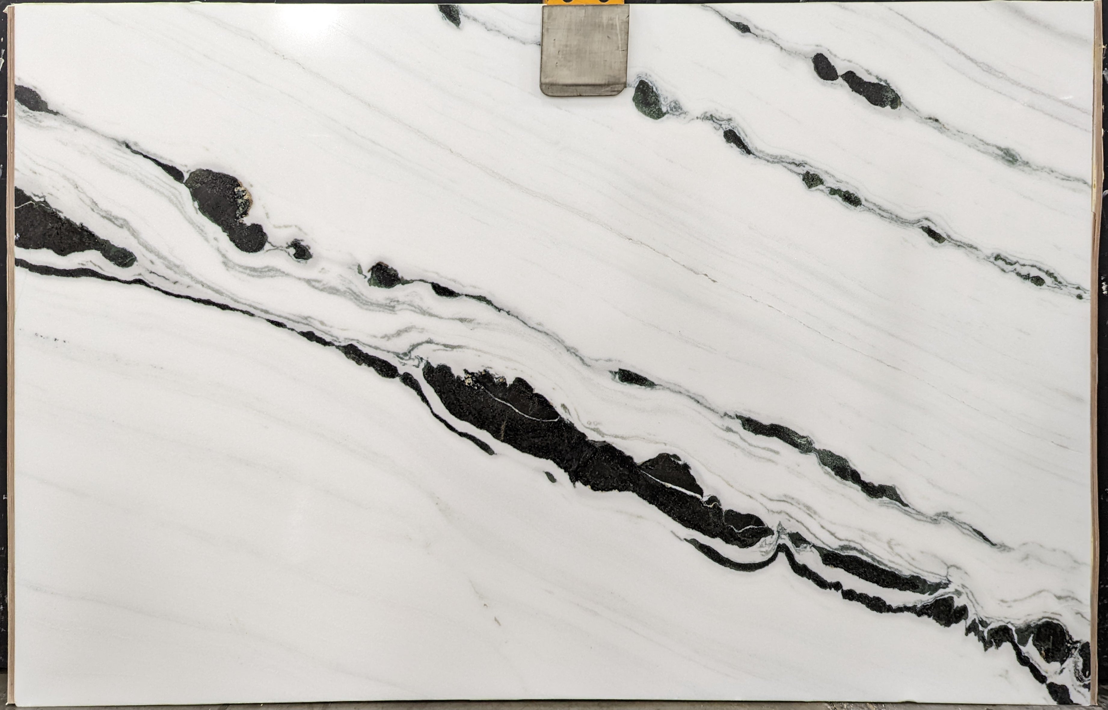  Panda%20White%20Marble%20Slab%203/4%22%20%20Polished%20Stone - P12722#41 -  66x104 