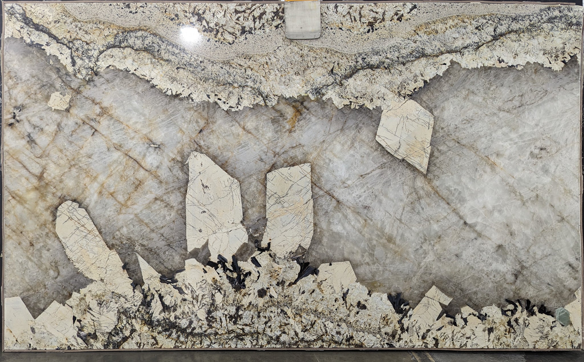  Patagonia Extra Granite Slab 3/4 - 34581#31 -  79x132 