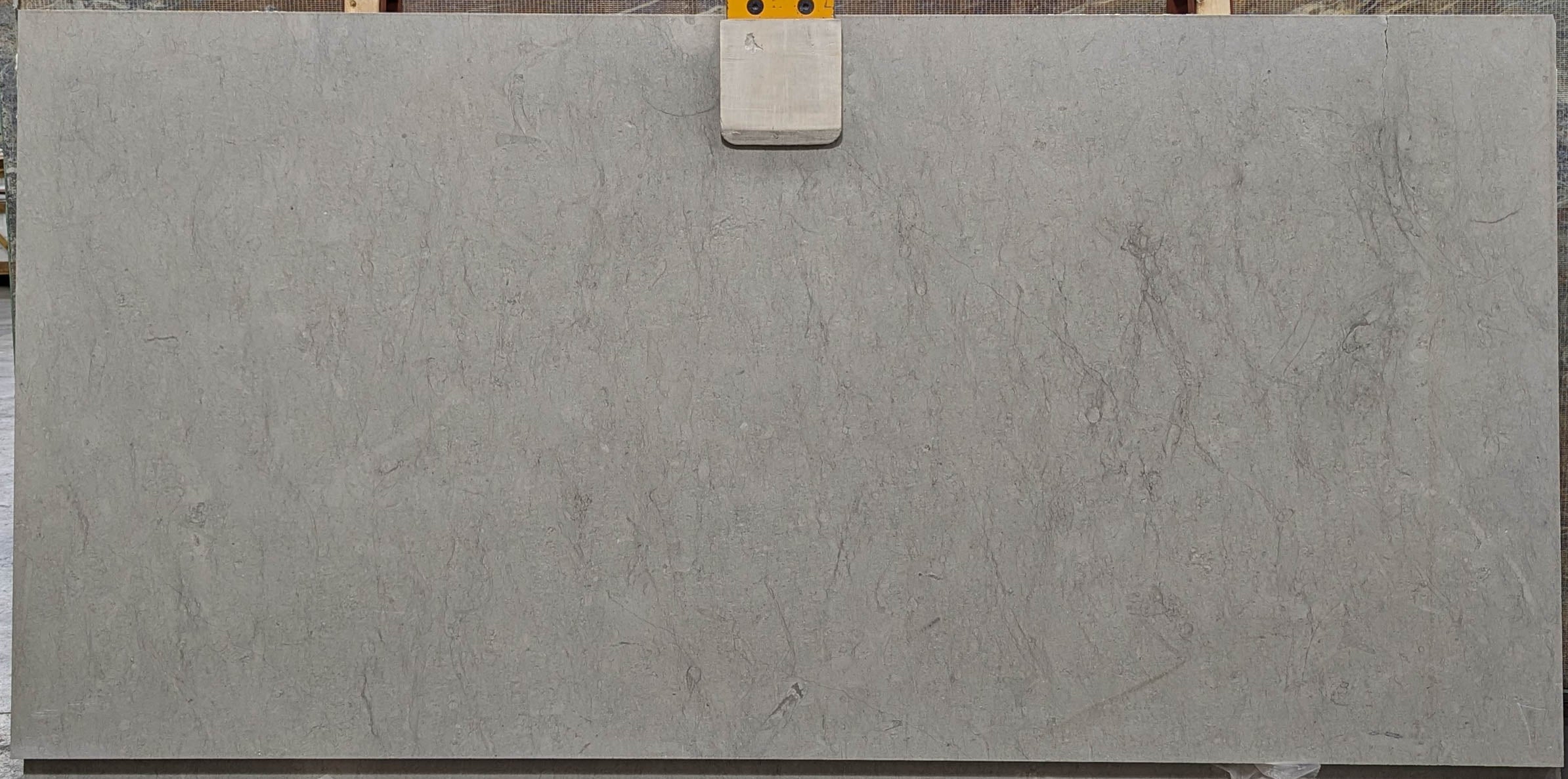  Smoke%20Limestone%20Slab%203/4%22%20%20Honed%20Stone - 53404#08 -  50x105 