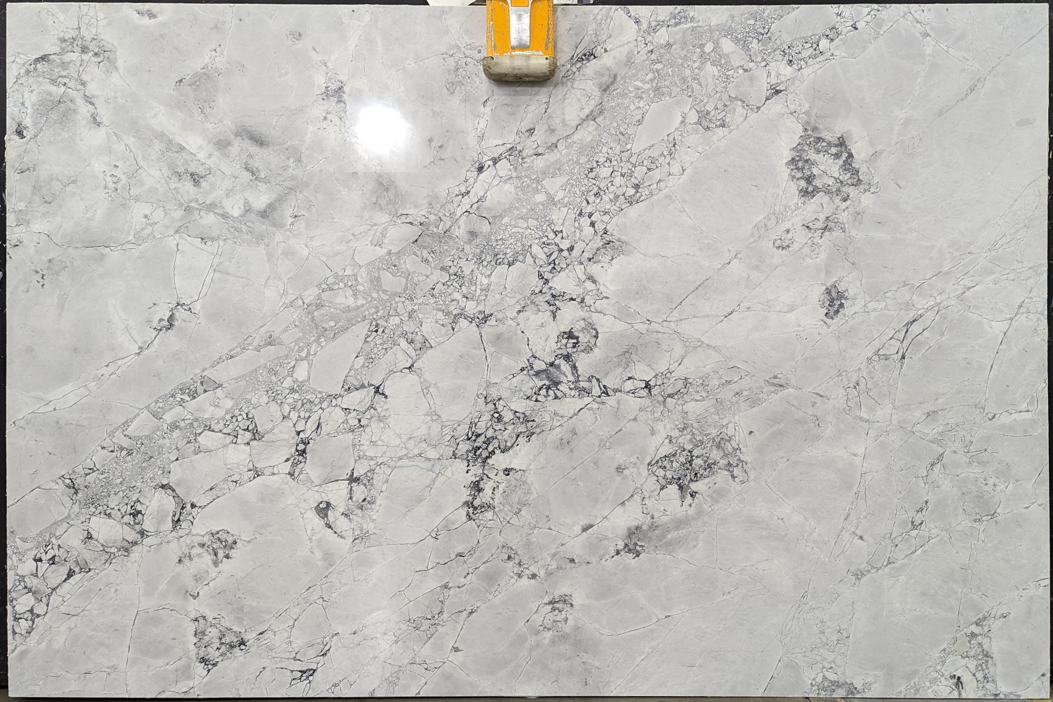  Super White Marble Slab 3/4 - P8422#37 -  77x116 