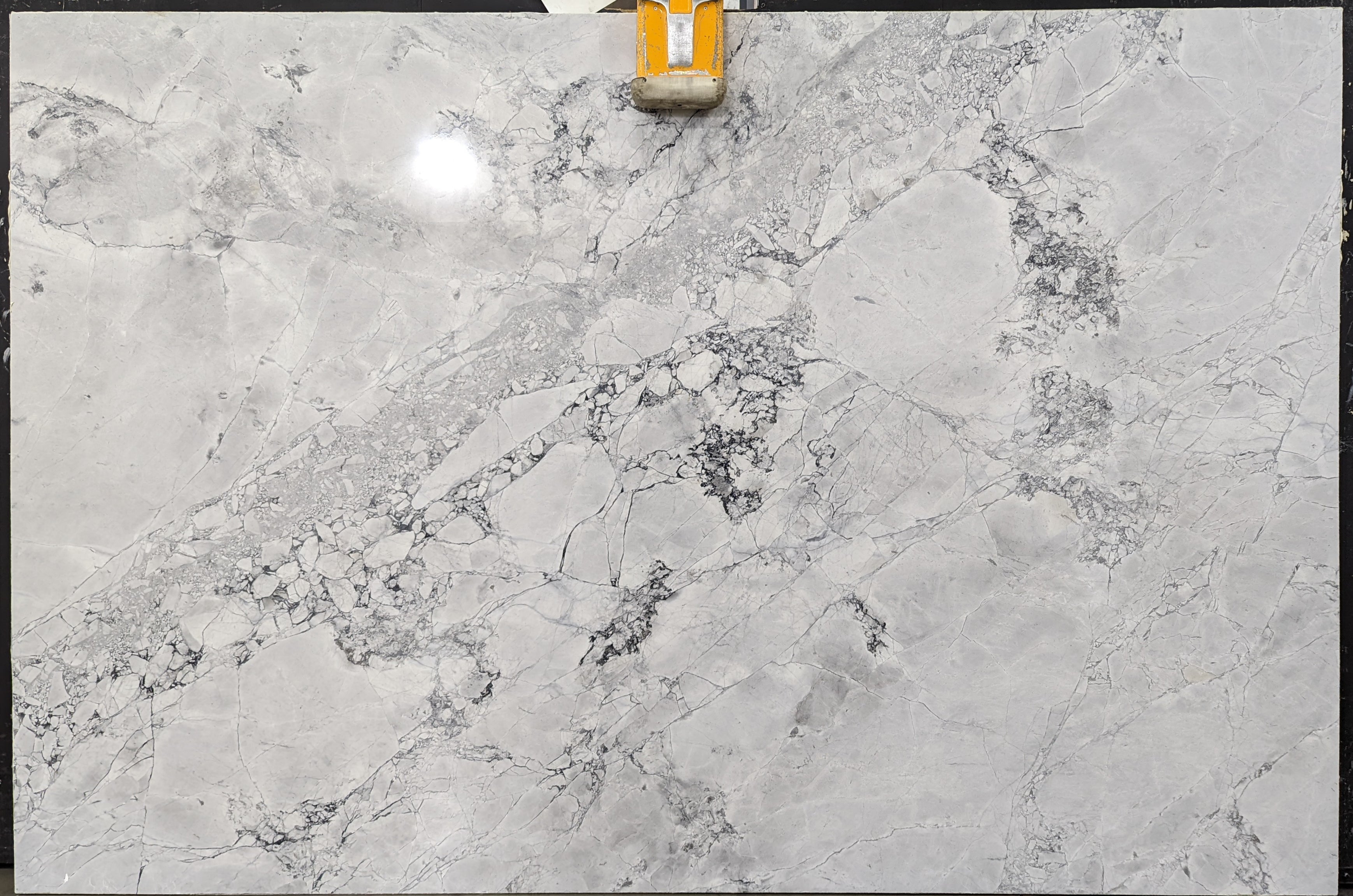  Super White Marble Slab 3/4 - P8422#41 -  77x116 