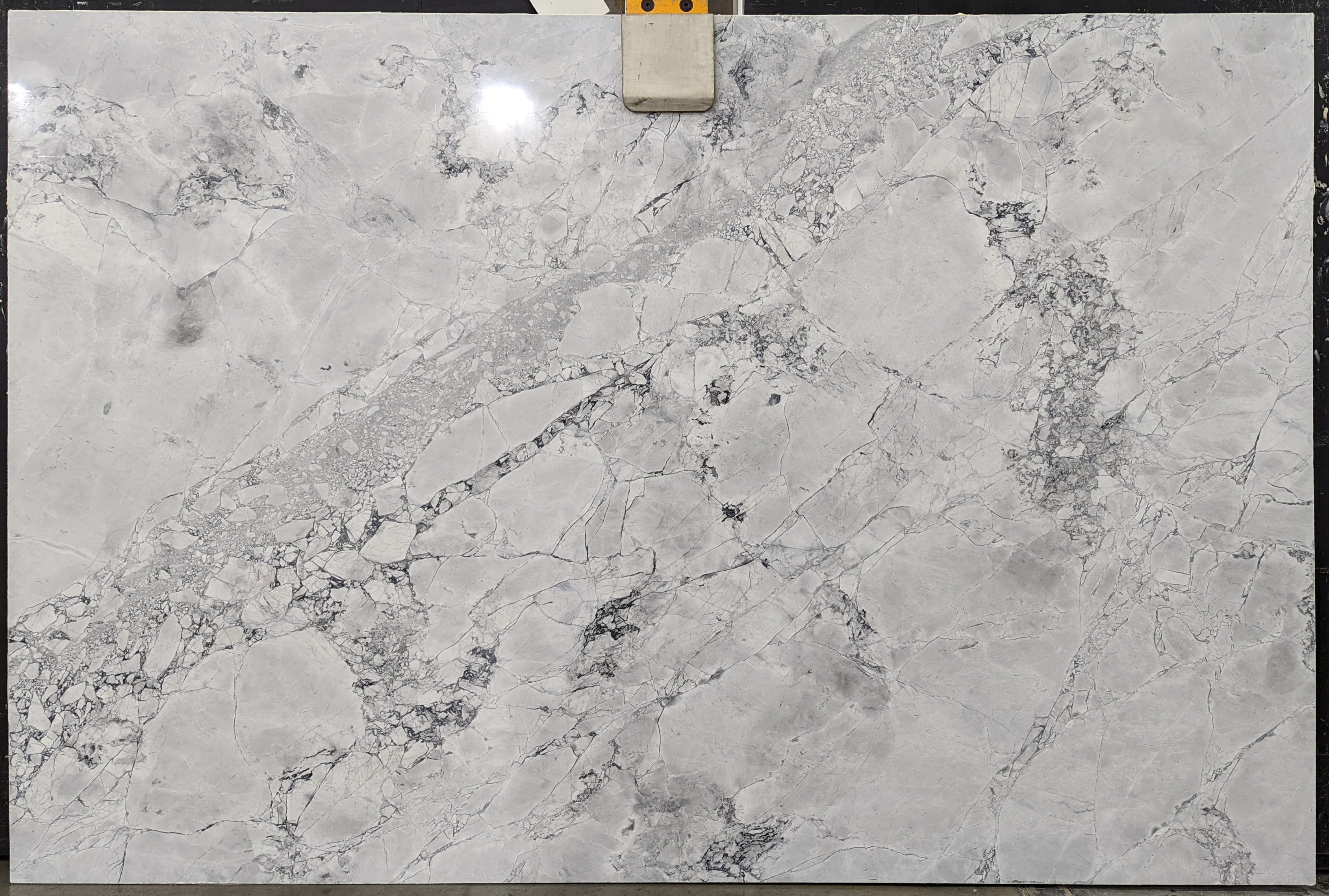  Super White Marble Slab 3/4 - P8422#43 -  77x116 