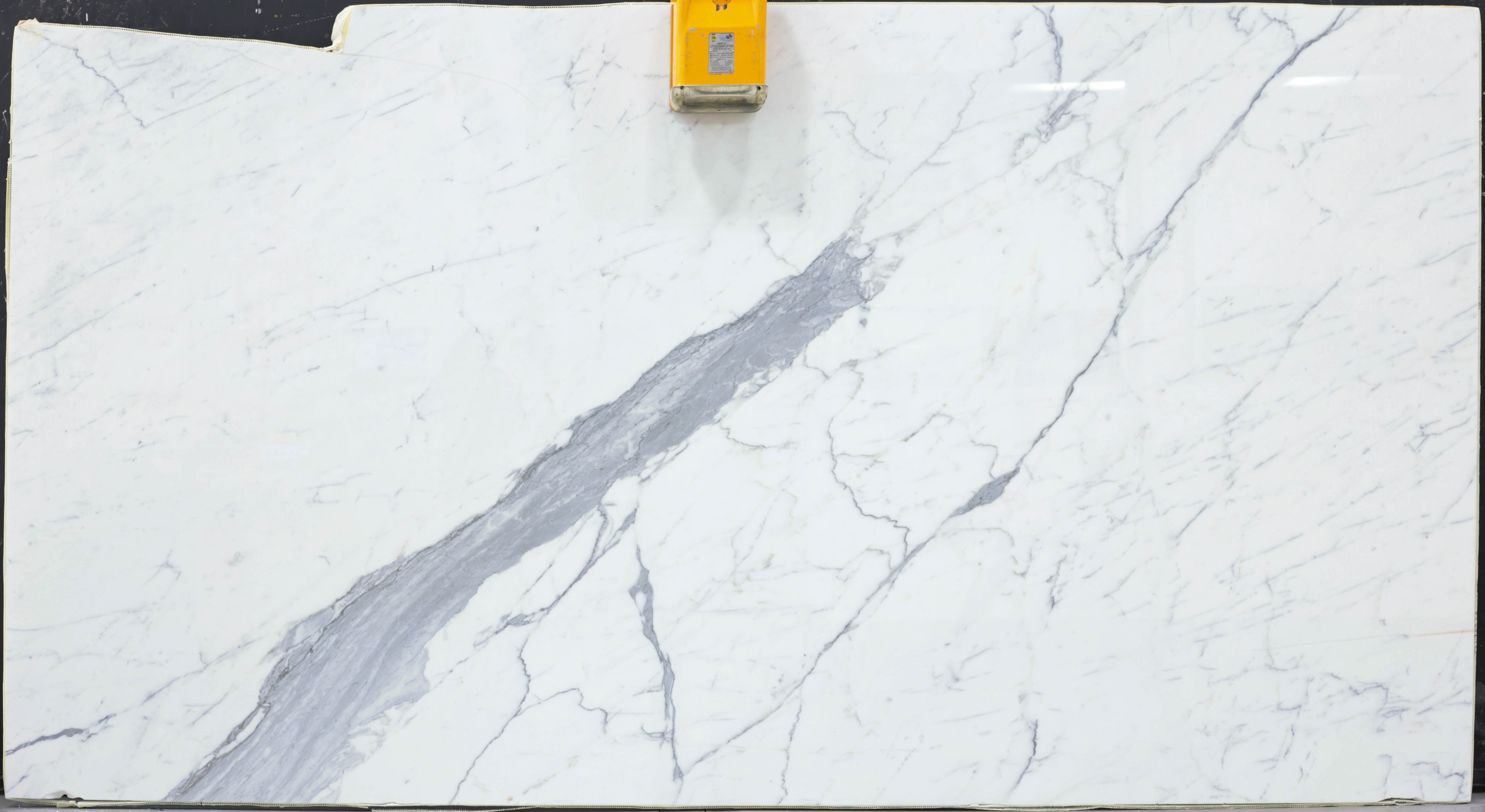  Statuario A1 Select Marble Slab 3/4 - 6395#15 -  66X128 