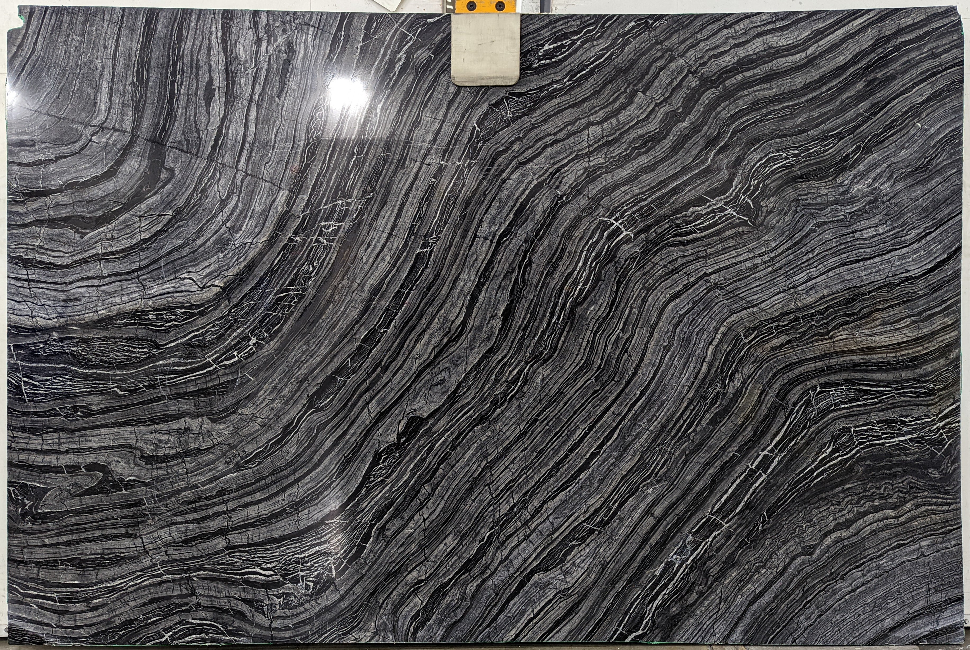  Silver%20Wave%20Marble%20Slab%203/4%22%20%20Polished%20Stone - L4723#38 -  73x114 