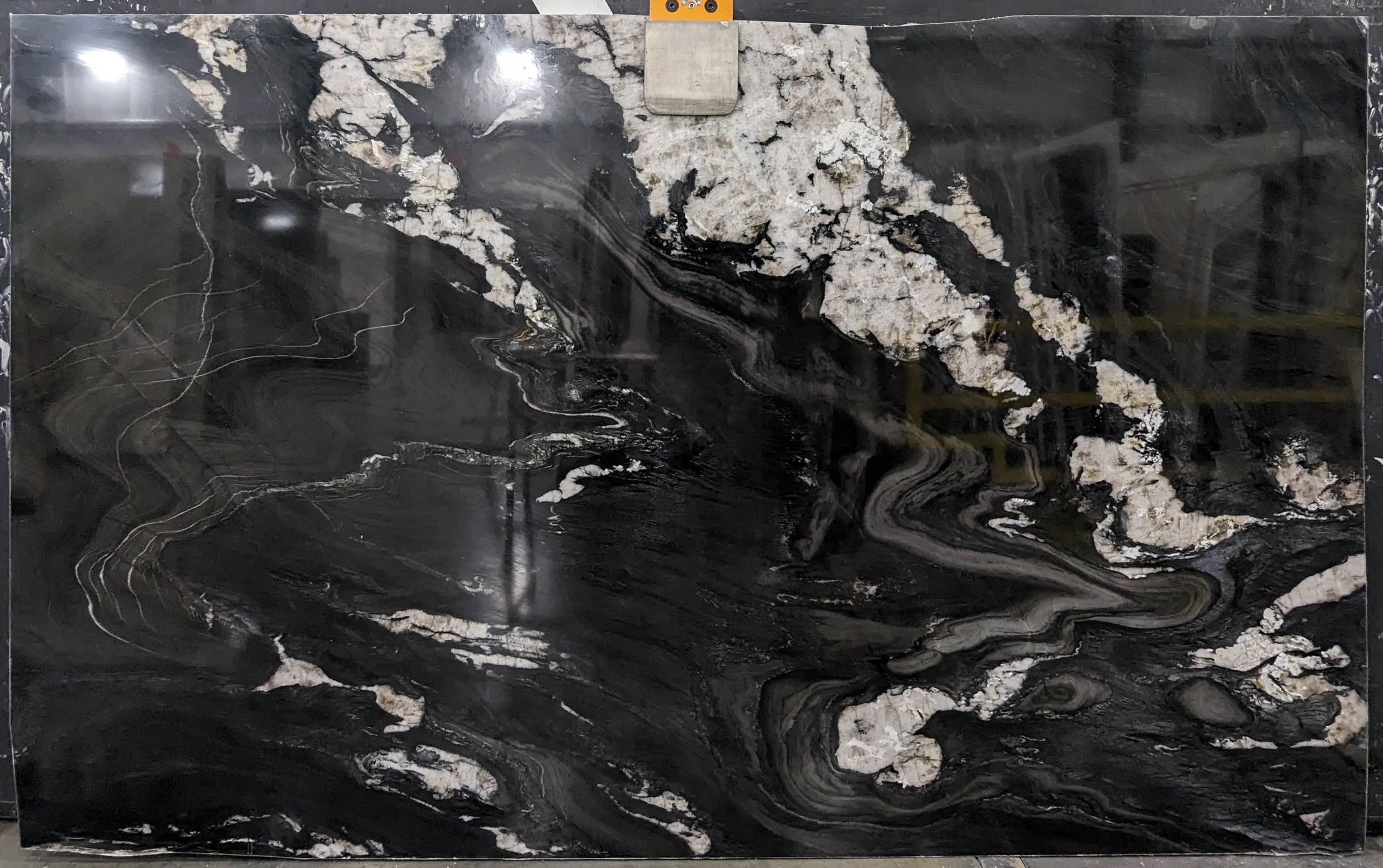  Tempest Black Quartzite Slab 3/4  Stone - B054541#08 -  73x123 