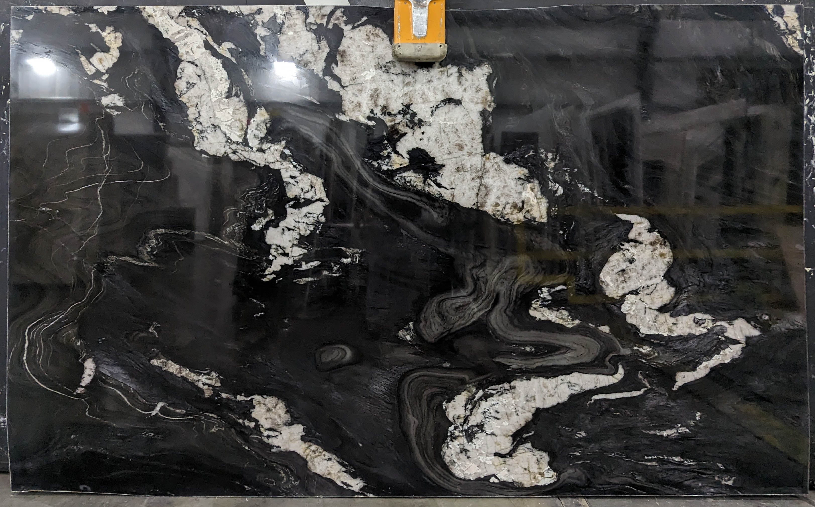  Tempest%20Black%20Quartzite%20Slab%203/4%22%20%20Stone - B054541#12 -  73x123 