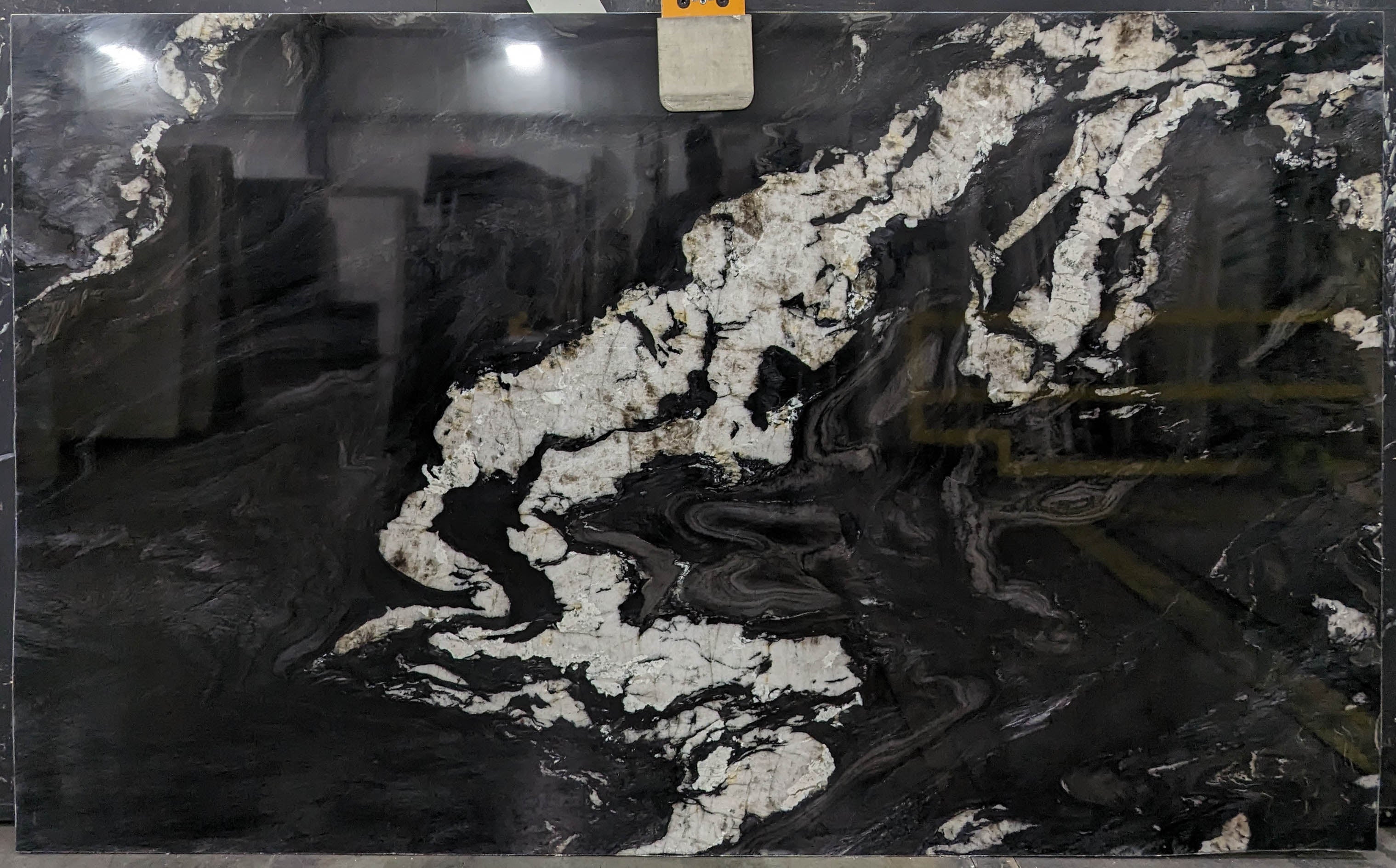  Tempest%20Black%20Quartzite%20Slab%203/4%22%20%20Stone - B054541#21 -  73x123 