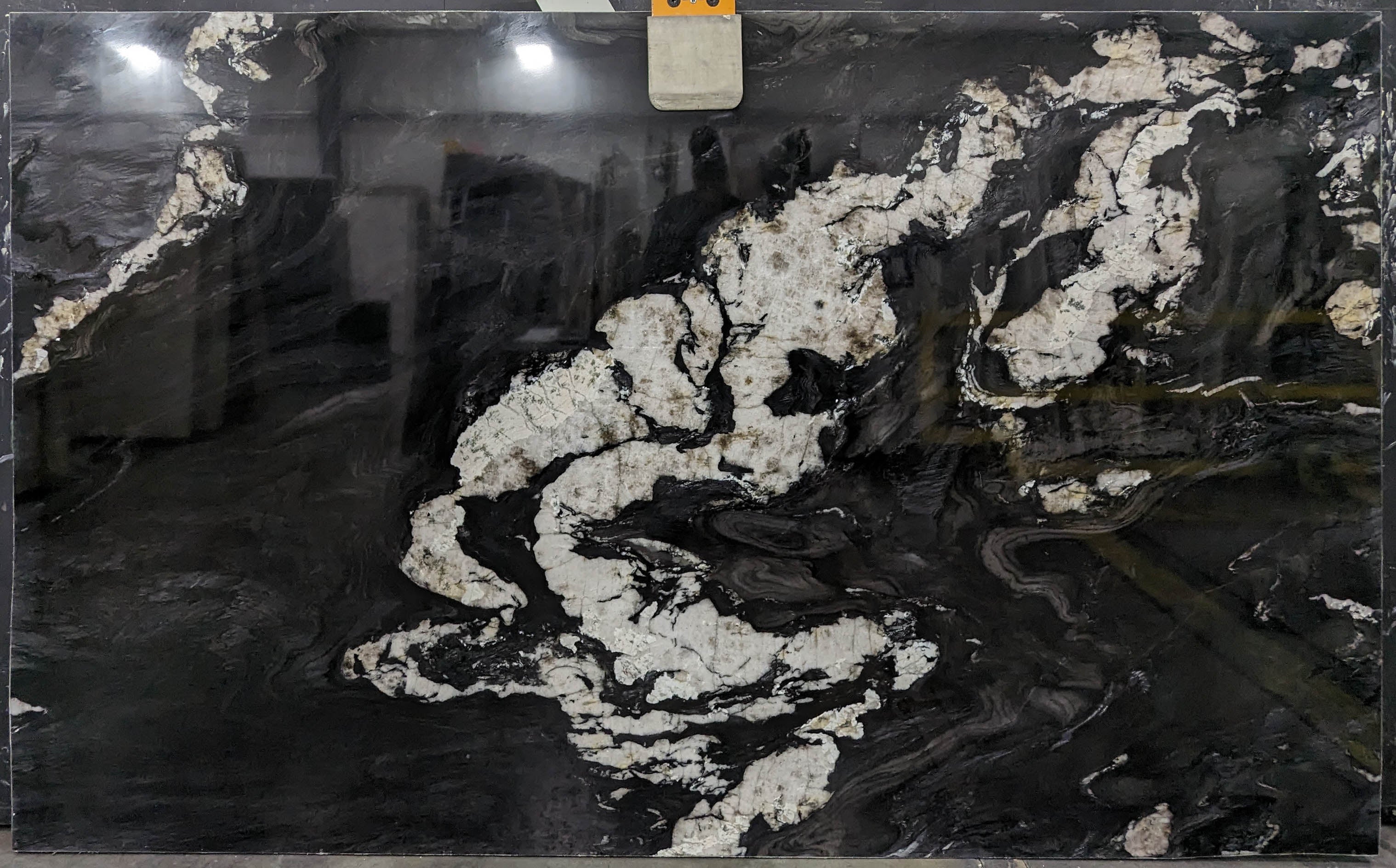  Tempest Black Quartzite Slab 3/4  Stone - B054541#23 -  73x123 