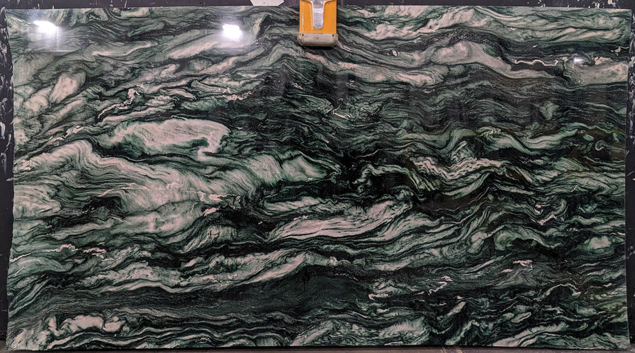  Verde Aurora Quartzite Slab 3/4  Stone - B053497#40 -  67X128 