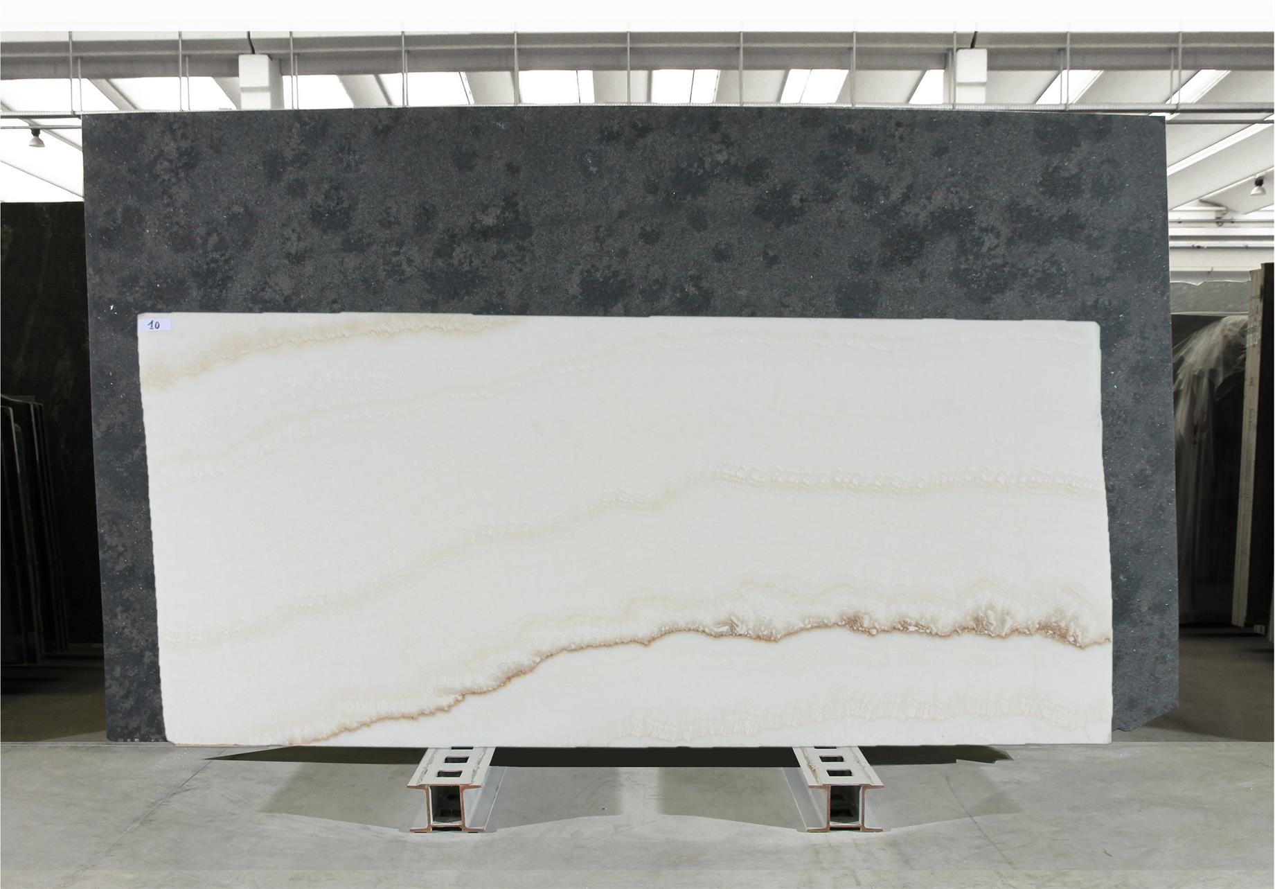  Vanilla Extra Onyx Slab 3/4 - B055984#10 -  VS 50x116 