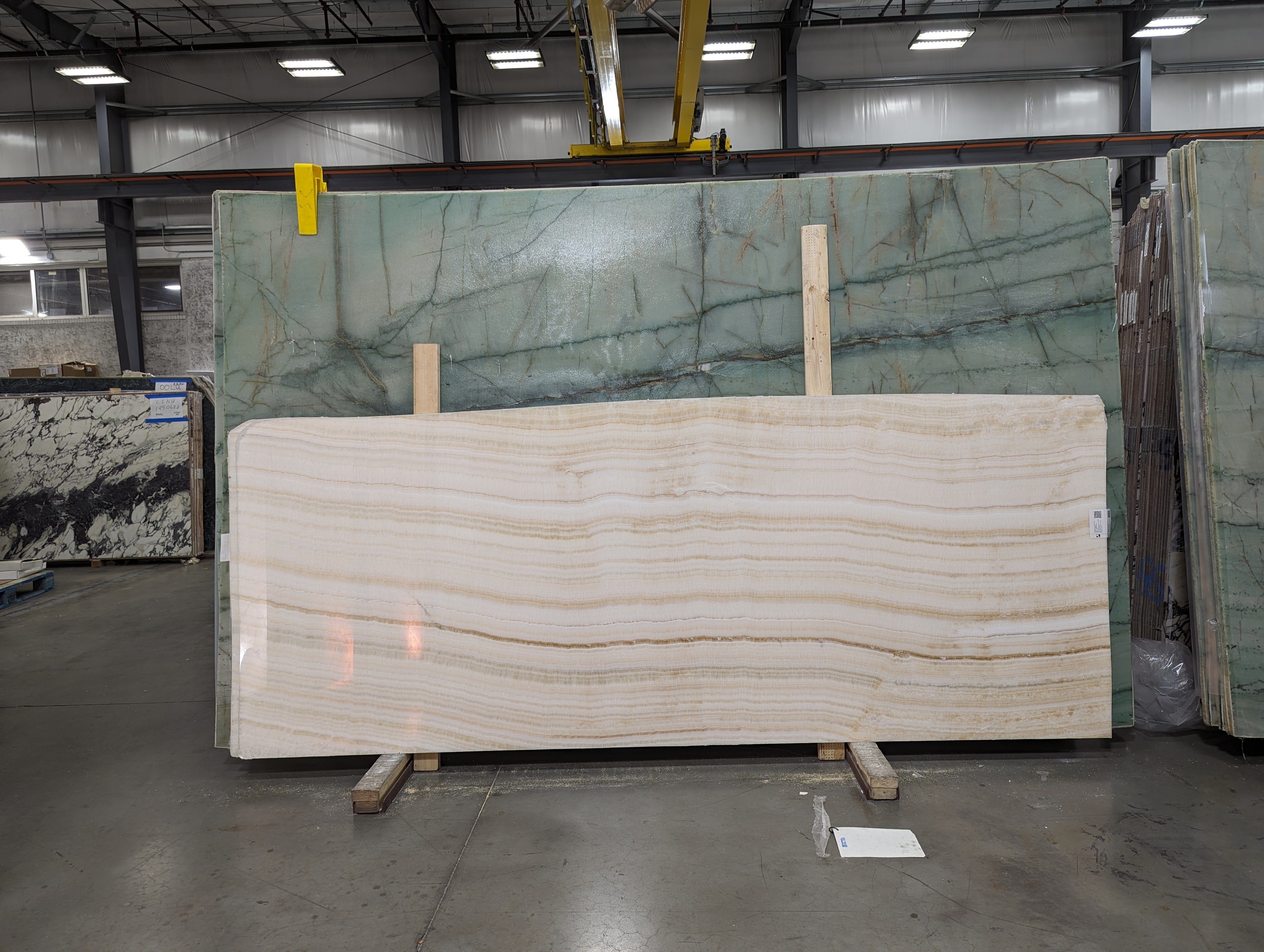  Vanilla Onyx Slab 3/4 - KM23004#14 -  45X116 VS 