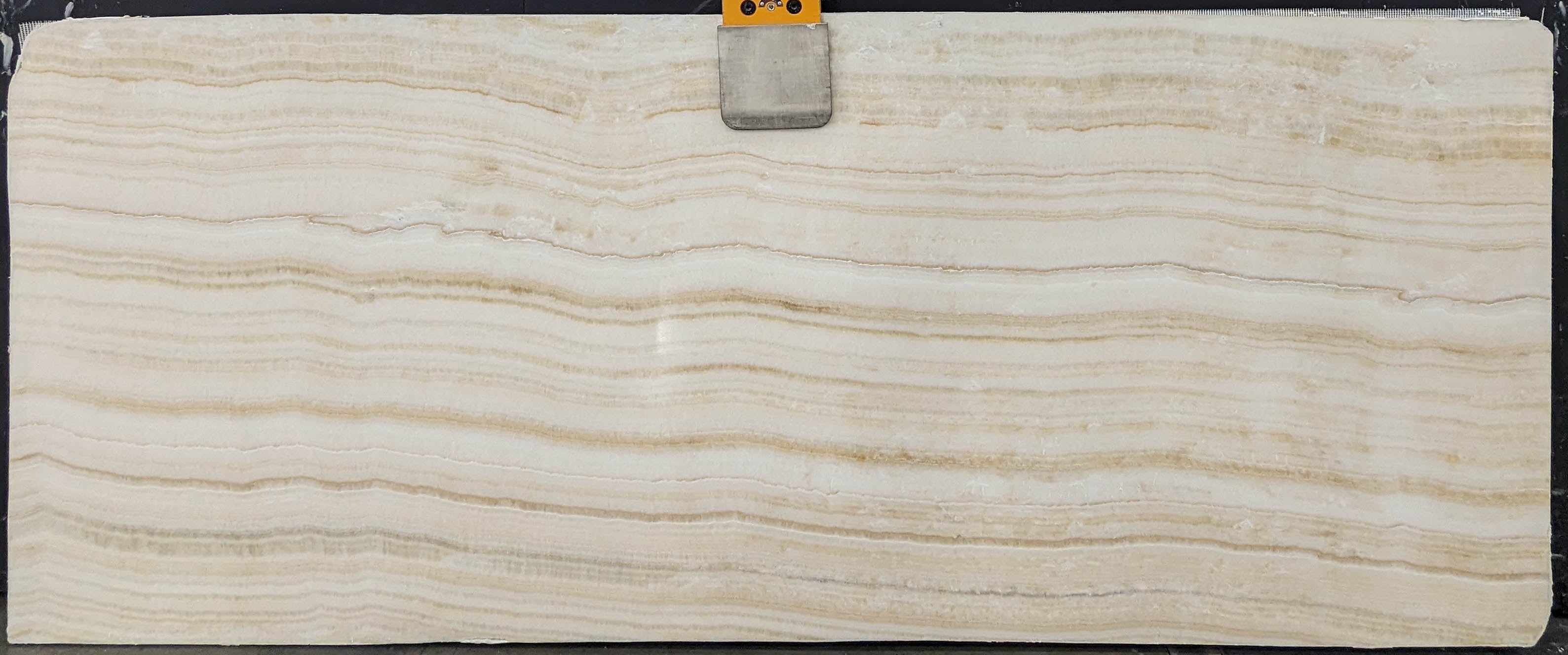  Vanilla Onyx Slab 3/4 - KM23004#40 -  40X114 