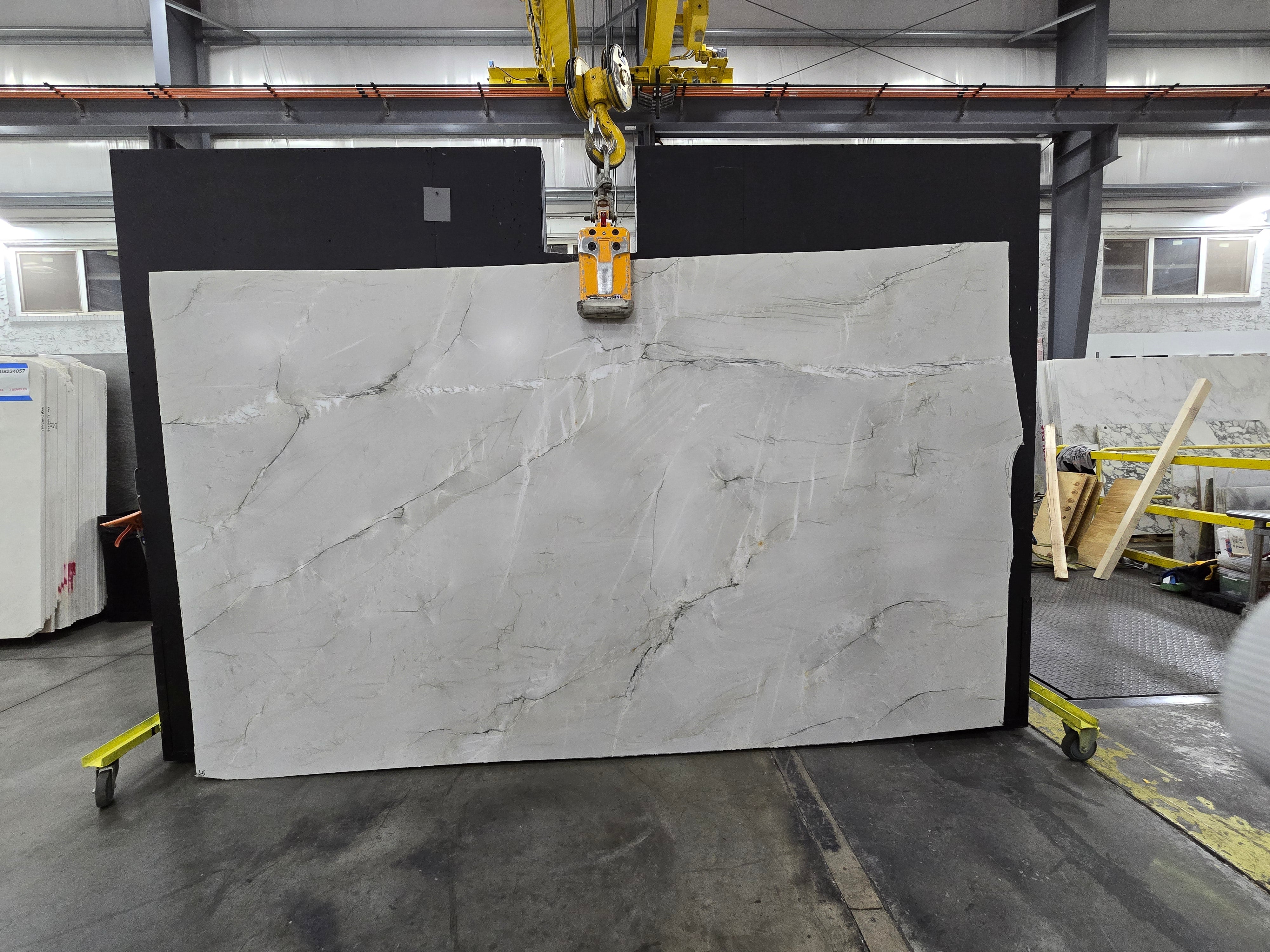  White Quartzite Slab 3/4 - B003892#45 -  VS 75x128 