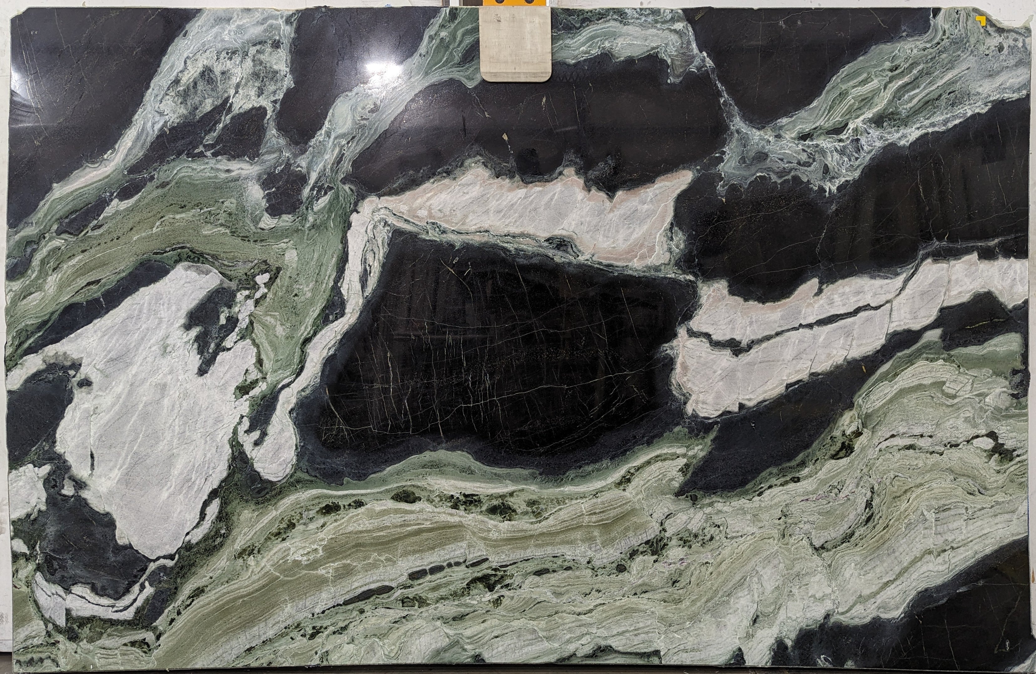  White%20Jade%20Marble%20Slab%203/4%22%20%20Polished%20Stone - 38822#06 -  77X115 