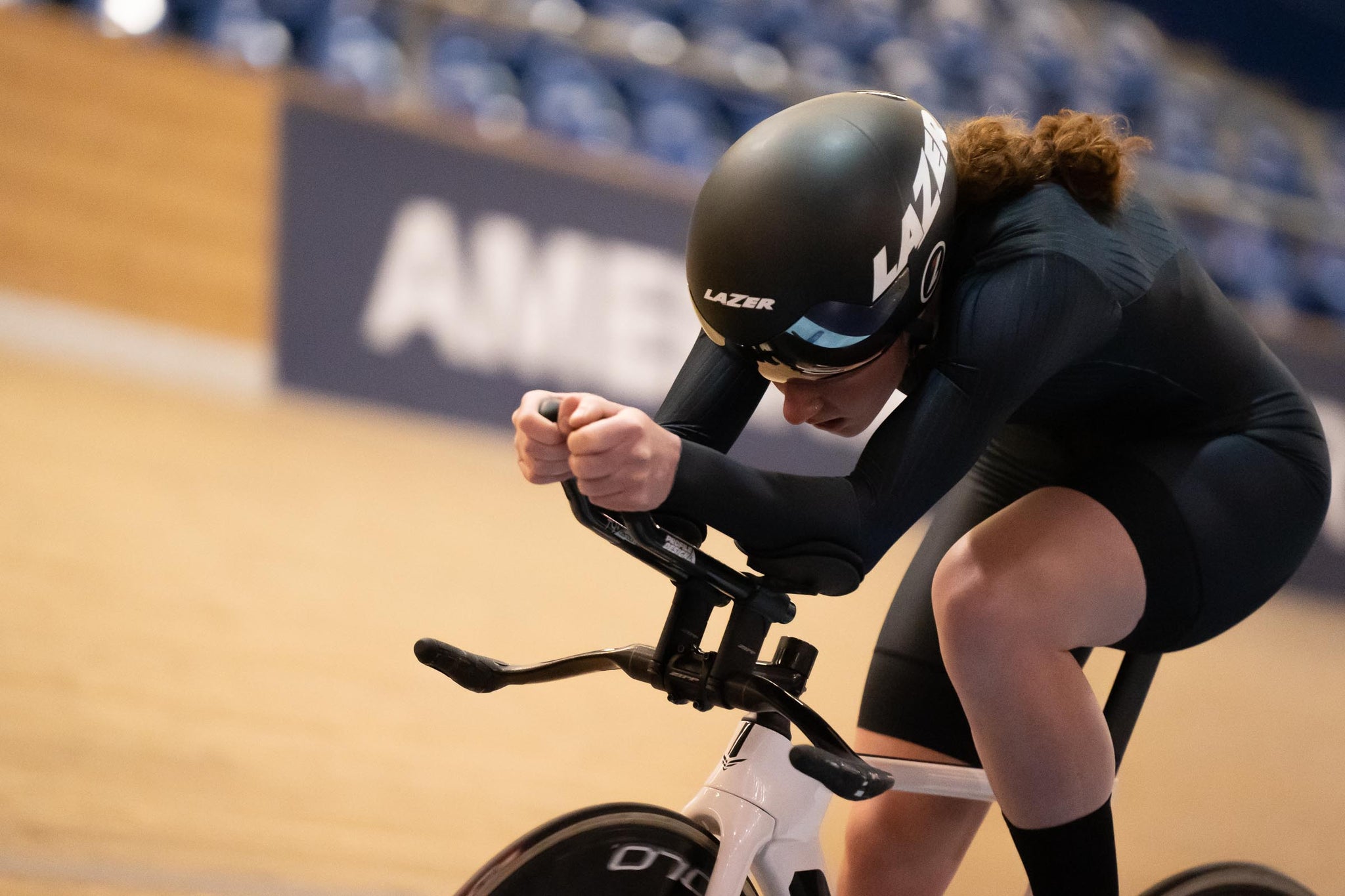 Lazer Aero helmet Clara Brown