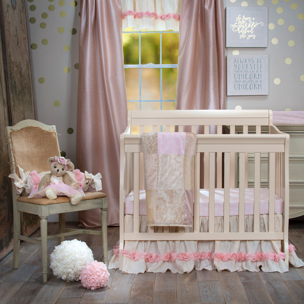 mini crib bed