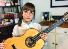 Gina Arriola Guitarrista