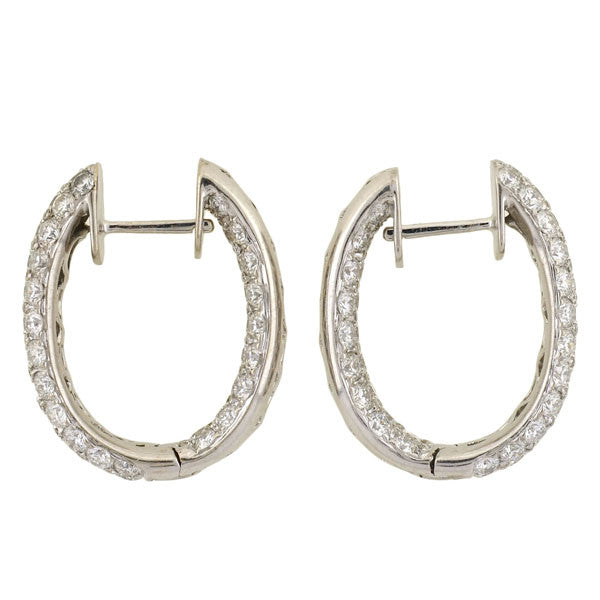 Modern Pave Diamond Inside Out Hoop Earrings5 Grande ?v=1571438870