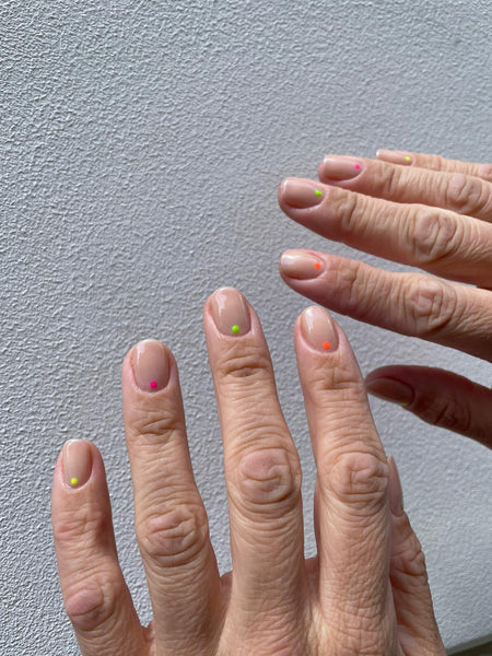 Babetown Vacation Nails Neutral