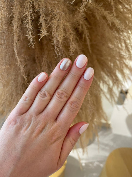 Babetown Vacation Nails Neutral